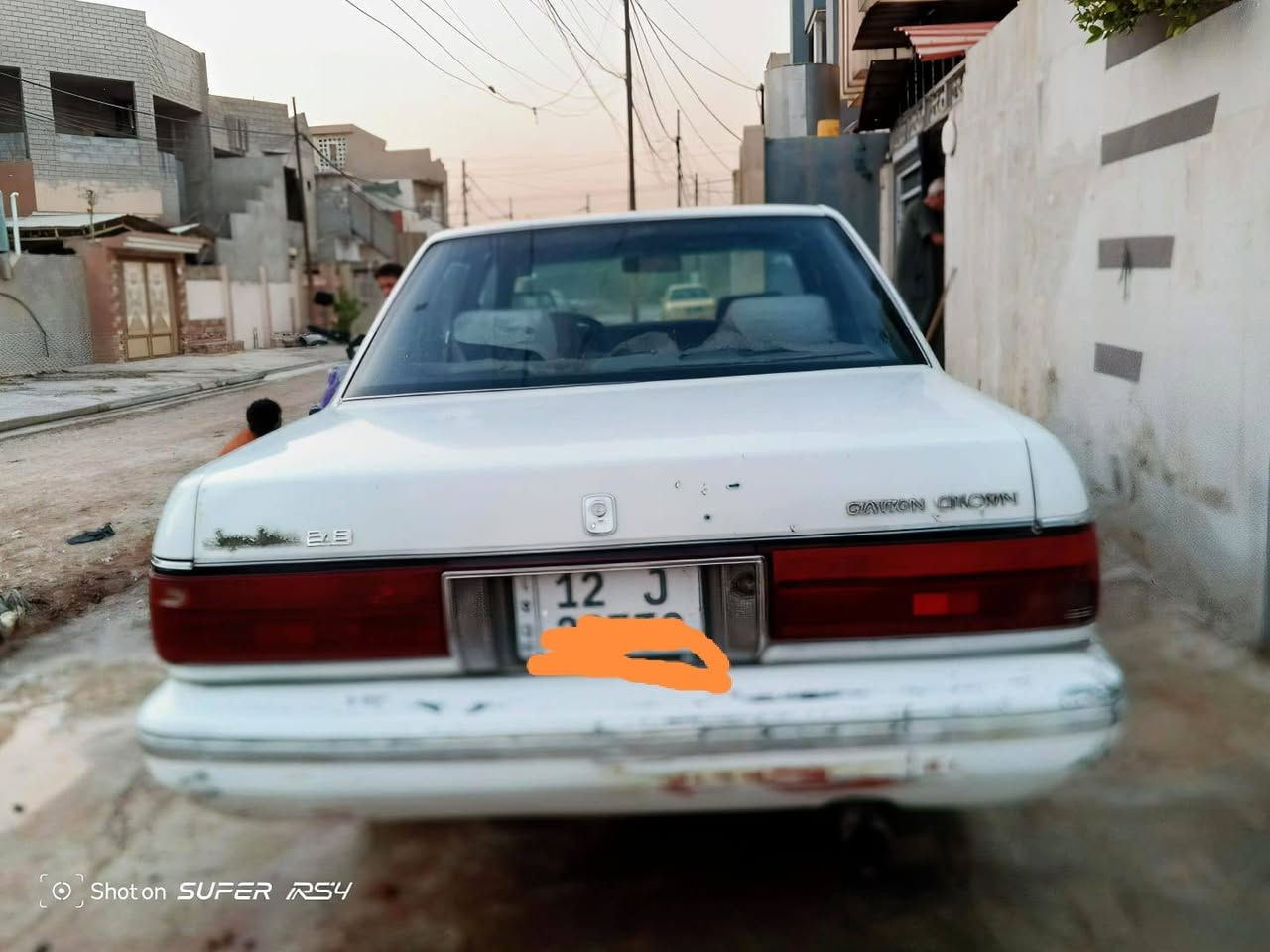 سياره سيدان للبيع موديل1989نينوى رقم جديد هزه جديده سنويه2029كابون مامسجل نهائيا  مكينه 2500بطه وكير عادي السعر55 وشرط التحويل العنوان الموصل/***********//***********//***********
