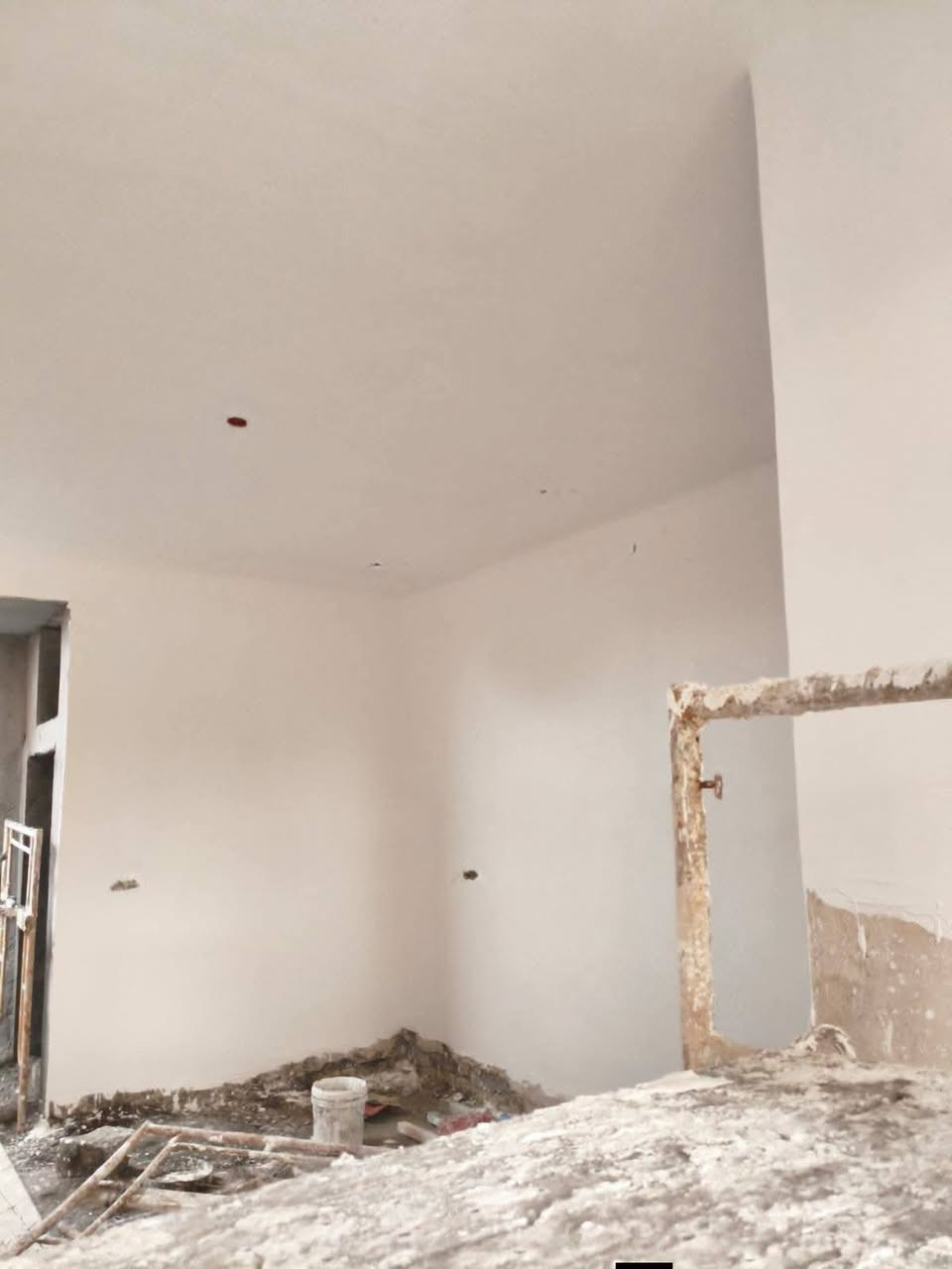سلام عليكم خلفه لباخ عمل درجه أولى فحص هندسي بورك جص سمنت تشميع سقل جراره طلس كوبلن متفرغ حاليا ***********//***********
