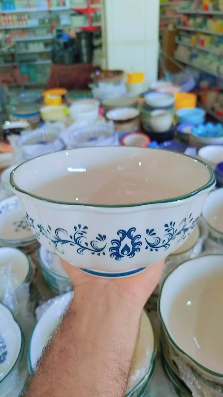 🌿 قاپی بالەی نەخشی هۆلندی 🇳🇱 🌿
🔥 ڕەنگە ترێندەکە! 🔥
👑 هەمیشە پێشەنگ لە جوانی و جیاوازی
⭐ باشترین کوالێتی، هەڵبژاردەی ژیرانە بۆ ماڵەکەت
✨ دیزاینێکی جوان و شیک
🍽️ گونجاو بۆ سەفرەی نان
🥗 بۆ زەلاتە، ماست، ترشیات و شلە
💎 نەخشی هۆلندی و شێوەیەکی جیاواز
⭐ باشترین کوالێتی، هەڵبژاردەی ژیرانە بۆ ماڵەکەت
🚚✨ گەیاندن هەیە بۆ تەواوی کوردستان! ❤️
هەر شوێنێکی کوردستان بیت، دەتوانیت داواکارییەکەت بکەیت و بە گەیاندن وەریبگریت 📦🛵

📍 شوشەواتی ئەورووپی بڕیار
📞 ***********
📌 سەید سادق، گەرەکی حەسار، نزیک مزگەوتی عومەری کوڕی خەتاب، خوار ئاوەکەی حەسار

نص مكتوب في الصور:
- شوشه واتی ئه ورووپی
- بژیار
- قاپی باله ی
- نه خشی هولندی
- جوانی و کولتیتی له هه مان كاتدا
- گولدار و
- ئیروپیایی
- کوالیتی به رز
- گه له ک و به رده وام
- سه رکه وتنی ساده
- (دروست ده ییت)
- گونجاو بو هه موو
- به کارهینانه کان
- بؤ سفره ی نان
- و سه لاته و شله
- و ترشیات
- ورده کارییه
- جوانه كان
- و جیاواز
- جوره کانی
- جیاوازه
- ***********
- سه يد صادق گه ره کی حه سار
- نزیک مرگه وتى عومه ری کوړی خه تاب خوار ئاوه كه ى حه سار
- باشترین کوالیتی
- هه لبژارده ی ژیرانه بو ماله که ت