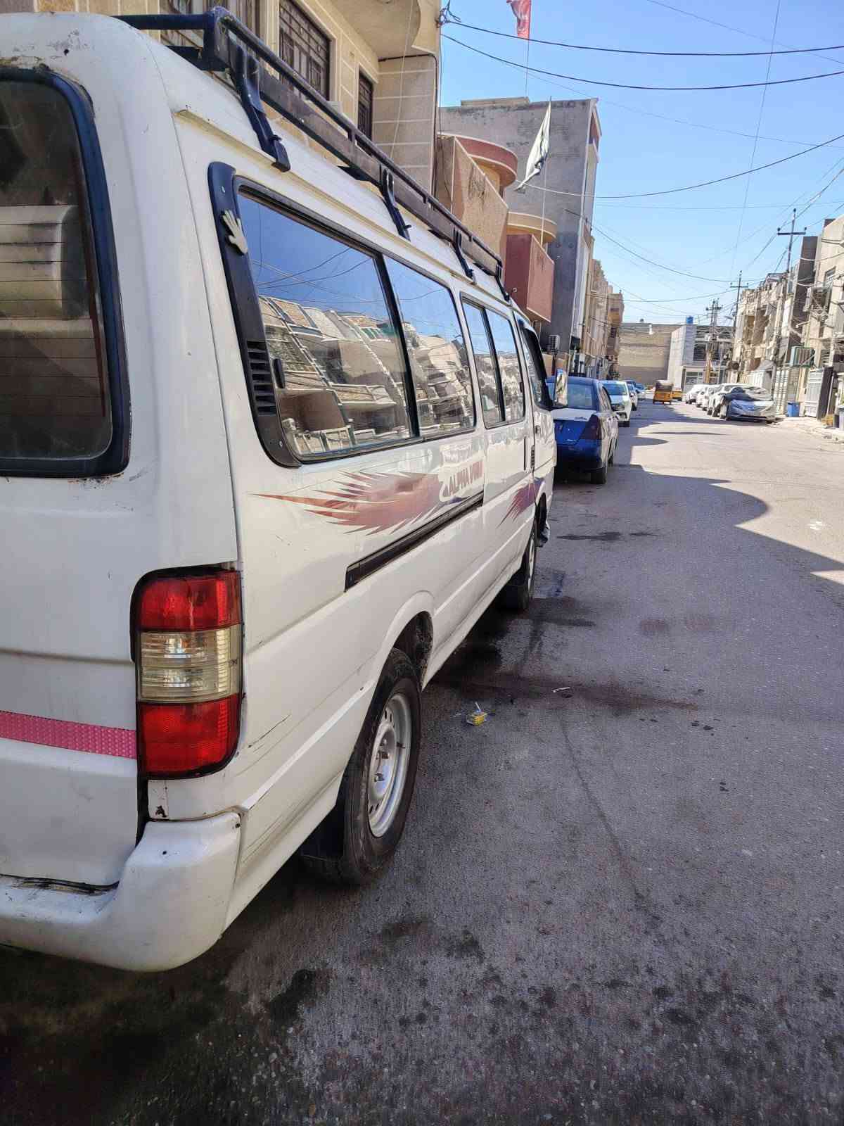 يفتون للبيع موديل 20009جاهزه مجهزة كبل للشارع كفاله كير محرك اكسل كاردن تخم تاير كله جدد الاتصال على الرقم ***********
