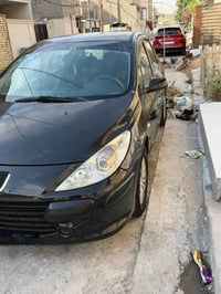 سوداء • ٢٠٠٦ • تحويل باسمي