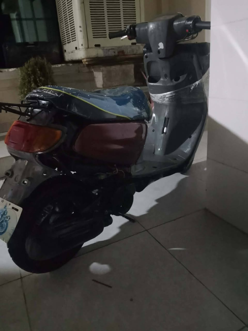 لبيع دراجه ياماها ياباني نفخ  كفرات كدامك بالصوره كهربائيات شغاله محرك كبس مكينه ناعمه    السعر 325بيها مجال         *********** العنوان اربيل لاوان ستي
