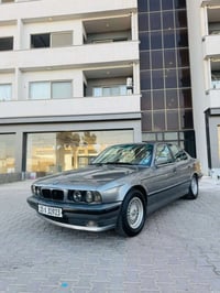 بي إم 525i • ١٩٩١ • بدون ضربه