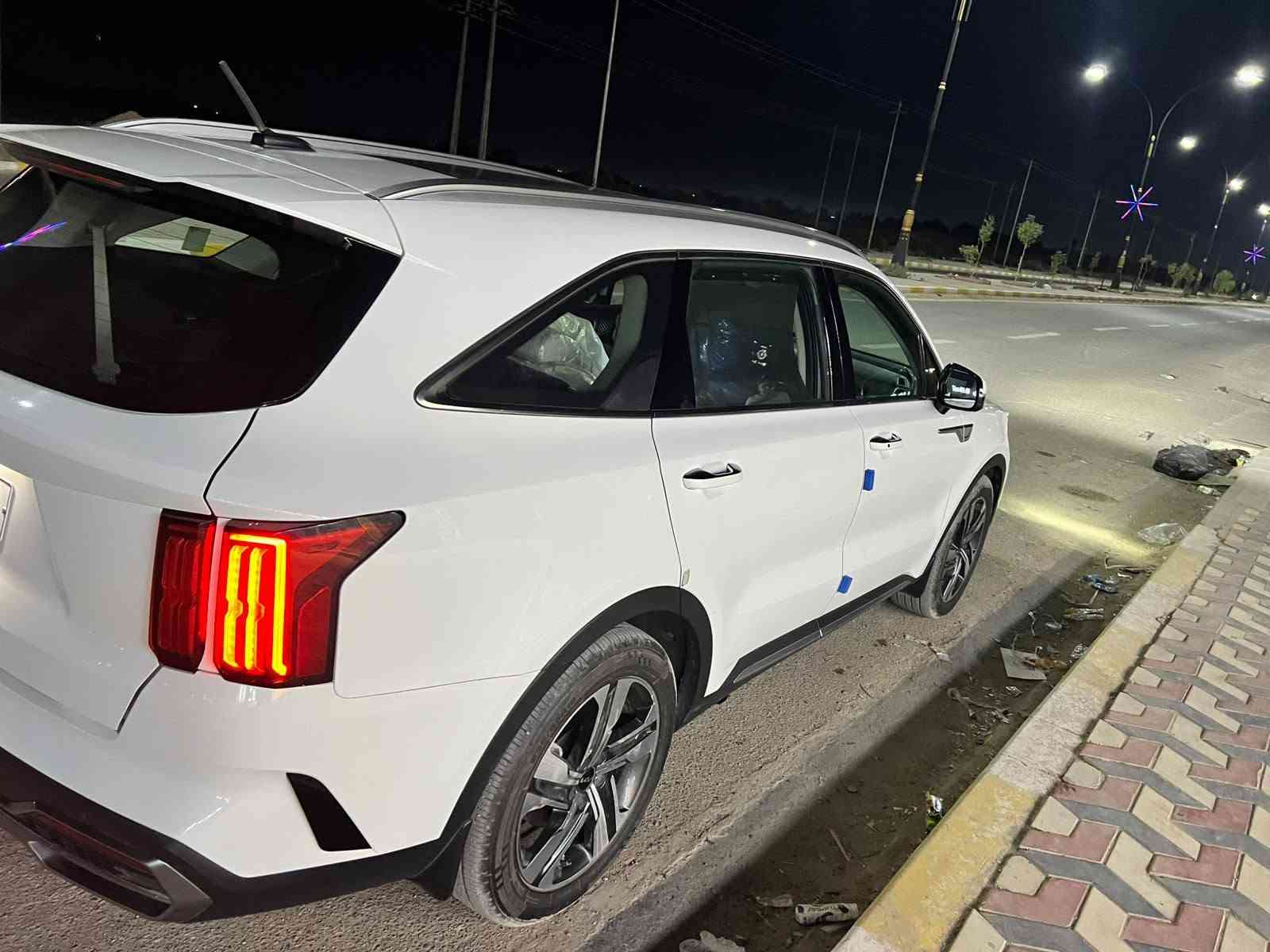 سيارة KN سورنتو
مديل 2022
 
سقف بنرامه 

مقاعد كهرباء تدفئه وتبريد

6 سلندر محرك 3.5

ماشيه 100 الف

رقم اربيل بسمي 

مكفوله من صبغ والبارد

سعر 260 $ مكان ذي قار الشطرةة

***********
