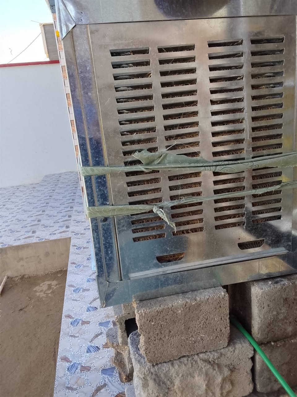 مبرده للبيع السعر 125 نقد  من رخصة الادمن وافق اتصال ع رقم ***********

