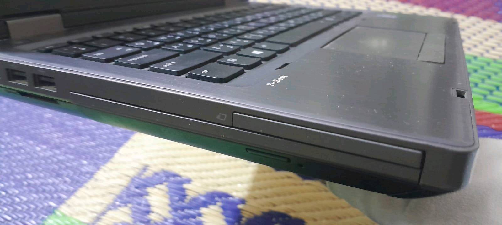 لابتوب HP windows 7 (الجيل السابع) نظام ويندوز سبعة{النظام محدث لـWindows 10}

حاسبة بحوث جامعية + نسخ وطباعة 
ذاكرتها 4GB والذاكرة الشاملة{عشوائية-رئيسية} 104GB
المعالج:- A6-3410MX APU 

سعرها 300 وبيها مجال

العنوان:-بغداد الشعلة