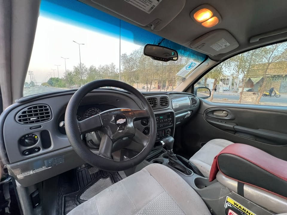 بلايزر ٢٠٠٨ • لون كرزي • رقم واسط