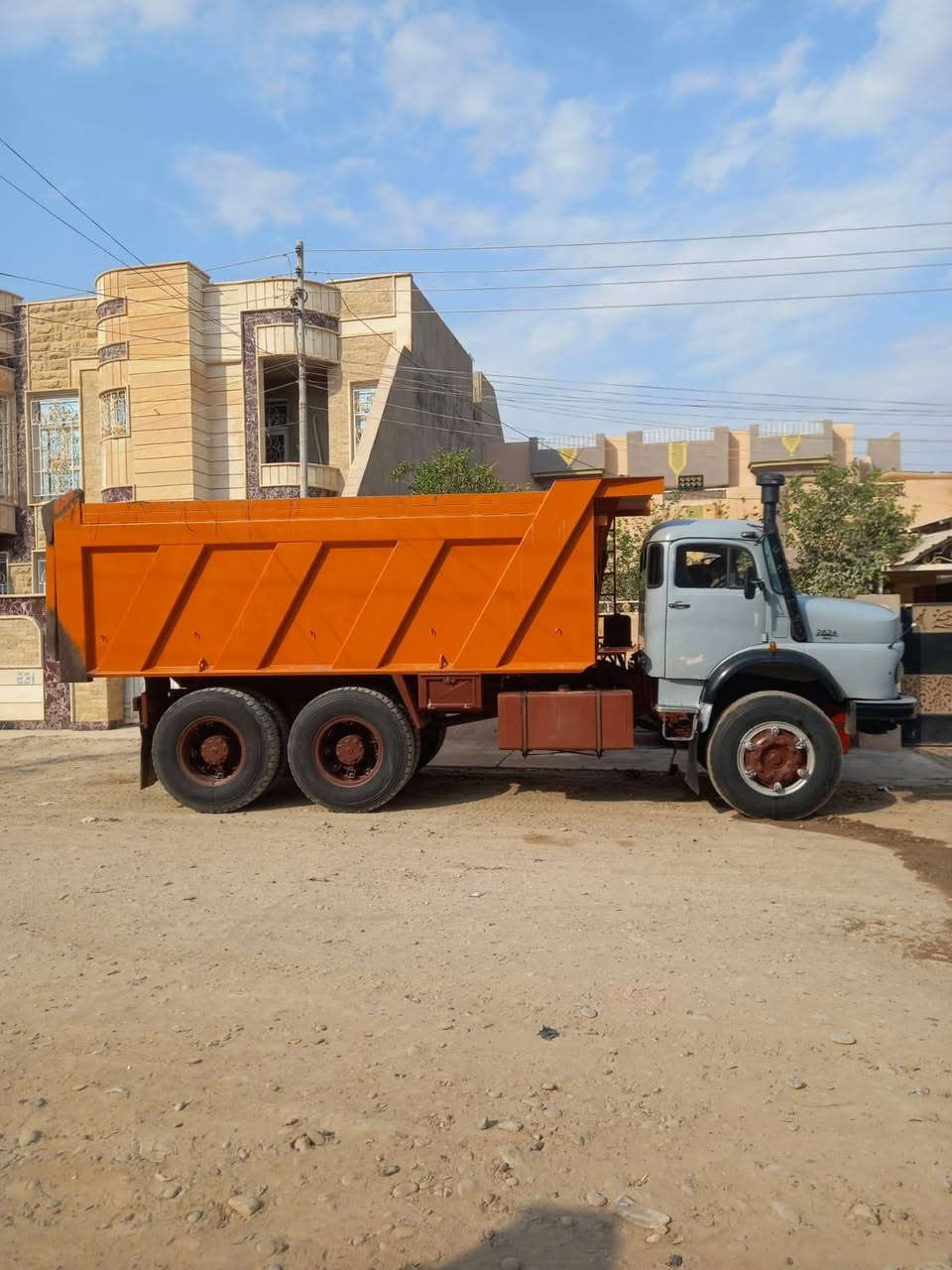 للبيع اقچم  موديل 82  وضع شركة  تحويل مباشر 
الموبايل ***********
الموشراي لا يتصل
