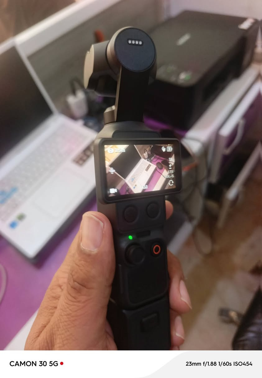 فرصه لمصورين الاعراس وبسعر جوه السوك 
ولا شايل رونن ومشكوك شك 
ولا اهتزاز بالتصوير 
اوزمو 4 مستخدمه نص ساعه وبسعر جوه السوك 
كومبو جميع الملحقات حتى مايك dji 
اخذتها من عمار السوداني ب 950 الف 
رايدها مستخدمه ب 715 الف وبيها مجال
***********
***********

نص مكتوب في الصور:
- CAMON 30 5G • 23mm f/1.88 1/60s ISO607
- CAMON 30 5G
- 23mm f/1.88 1/60s ISO380
- 23mm f/1.88 1/60s ISO454
- CAMON 30 5G 23mm f/1.88 1/60s ISO651