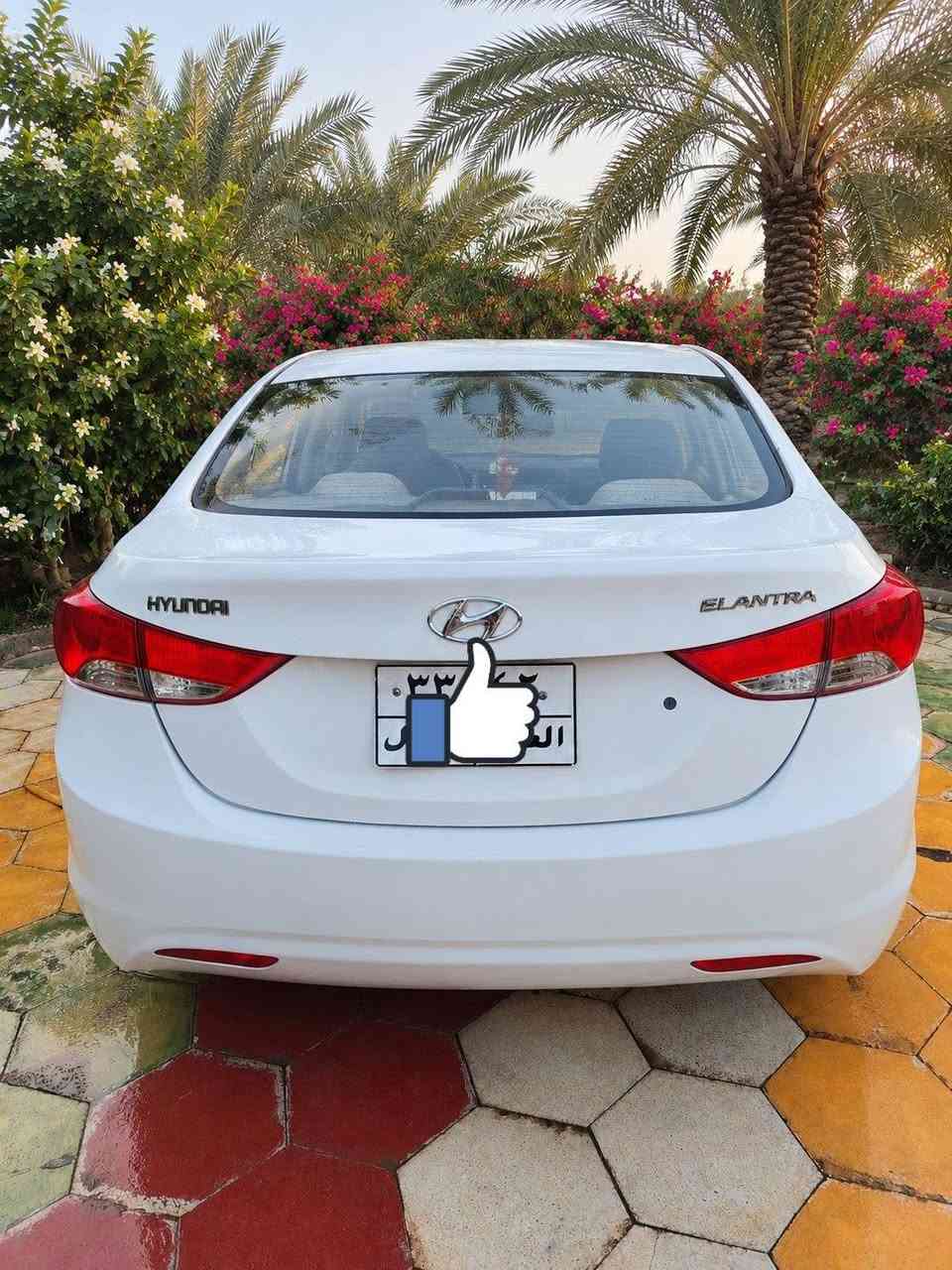 السلام عليكم
النترا خليجي موديل 2014.
محرك 1800.
مكفوله عدا الهلال الجاملغ الخلفي جهه السايق. 
فول مواصفات عدا البصمه. 
تحكم استيرن. 
فتحة. 
اشاير ب المري. 
حداديه. 
الرقم. اربيل 
الاتصال والاستفسار ***********
