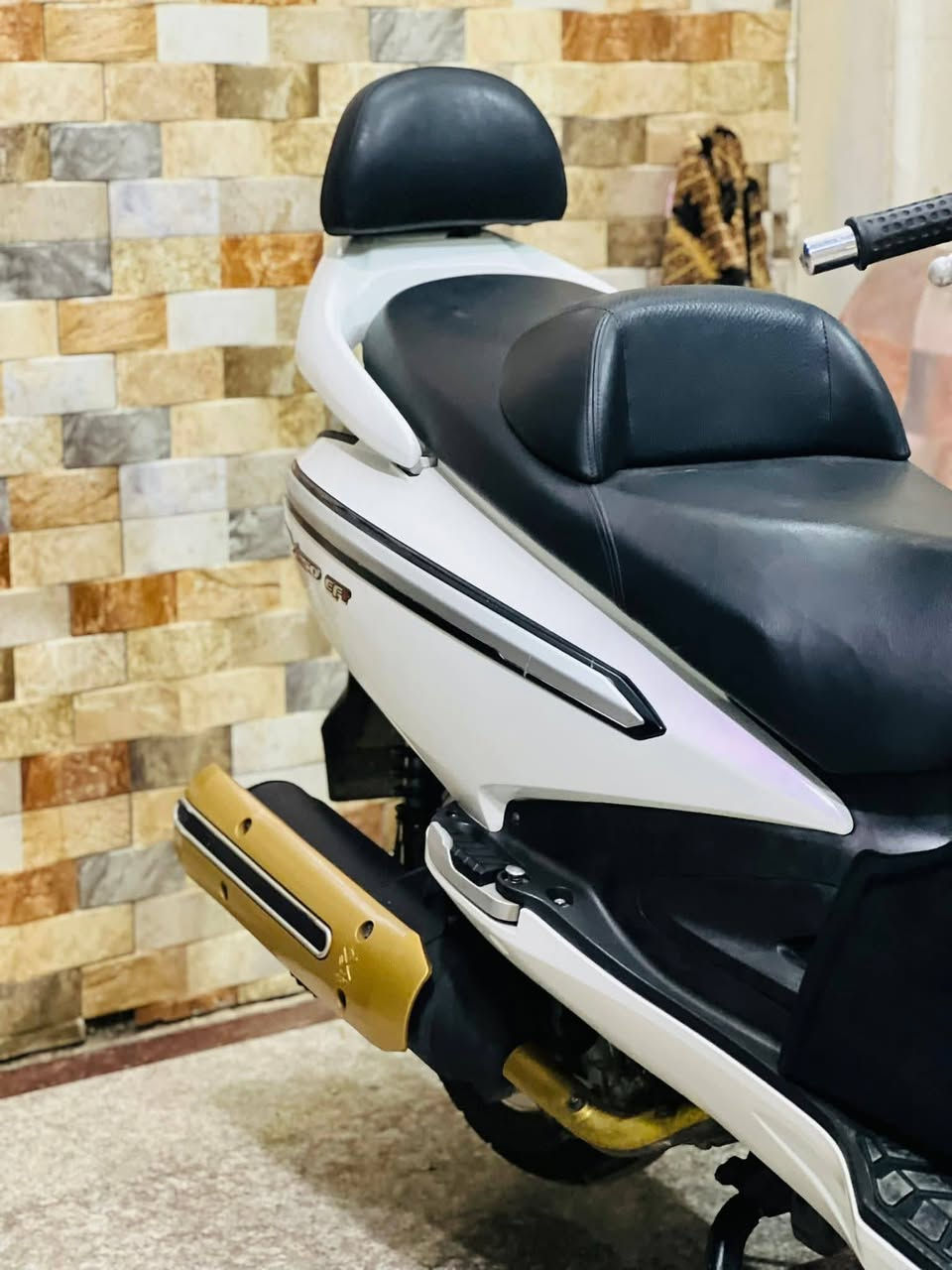 RV250 • ٢٥٠ • جديده