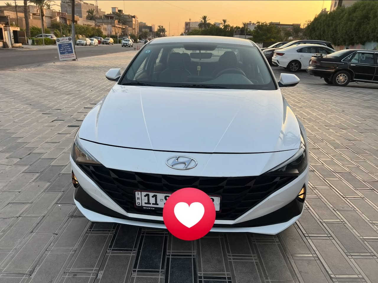 سلام عليكم عندي النترا2021 خليجي نص مواصفات مكينه 1600 سياره بيه فقط صبغ جاملغ امامي عكس سايق وموضحه بلفديو المواصفات تحكم ستيرن تبريد قطعتين شاشه كاميرا حساسات خلفيه كشافات اماميه ثلاث انضمه للقياده رقم بغداد باسمي رايده 130 وبيه مجال رقمي *********** مكاني بغداد
