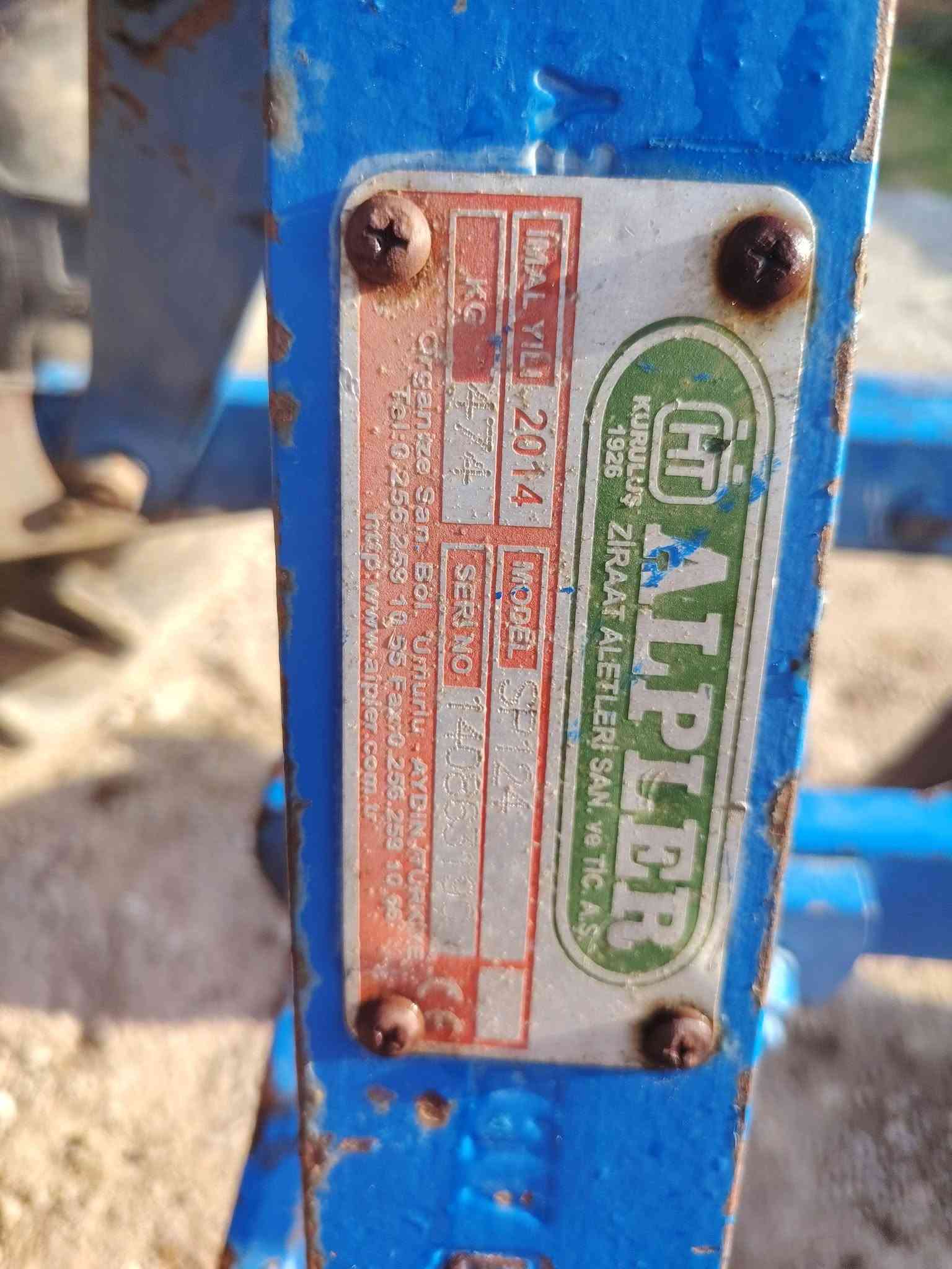 فدان ١٢للبيع رباعي كفاله عامه كله شركه موديل ١٤ ***********
