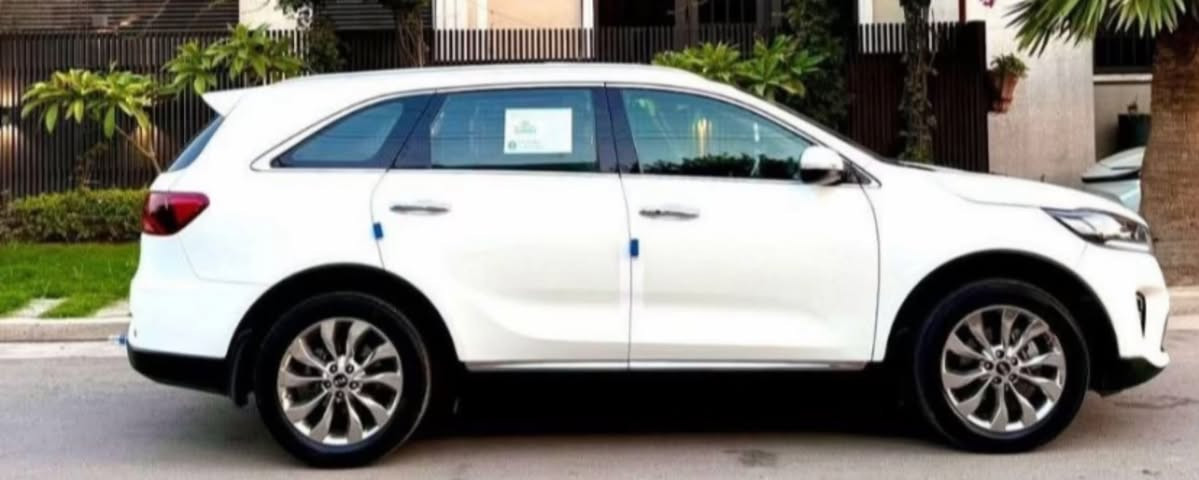 لبيع سورنتو موديل 2018 خليجي فول لاخير محرك6V سياره مشروع وطني بسمي سعر188بيه مجال
اتصال فقط فقط ‭***********‬

نص مكتوب في الصور:
- @iraqicarmarket