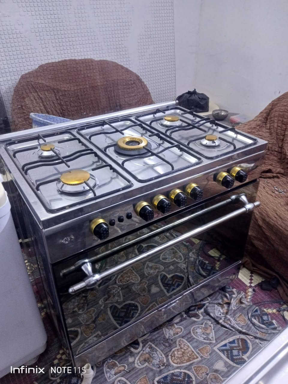 طباخ مصري • ٥ مشاعل • نضيف