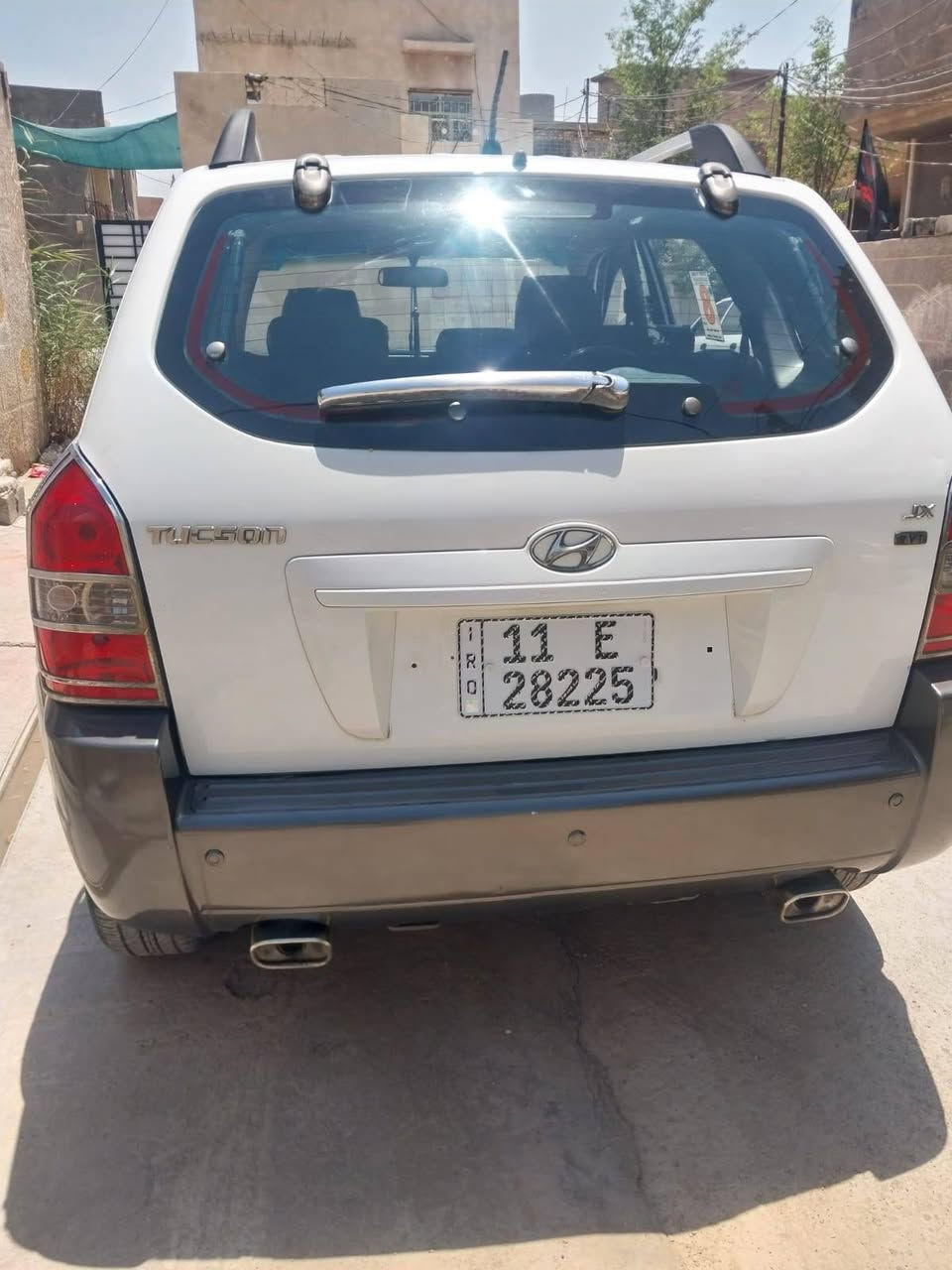 توسان موديل 2009خليجي رقم بغداد مشروع وطني 2028 بيه قطعه صبغ وحده كلير سياره نظيفه كيرومحرك وتبريد تخم تاير مكفولات محرك 2000دوش مكان ديالى بعقوبه مراسله واتساب ***********السعر104 وبيه مجال
