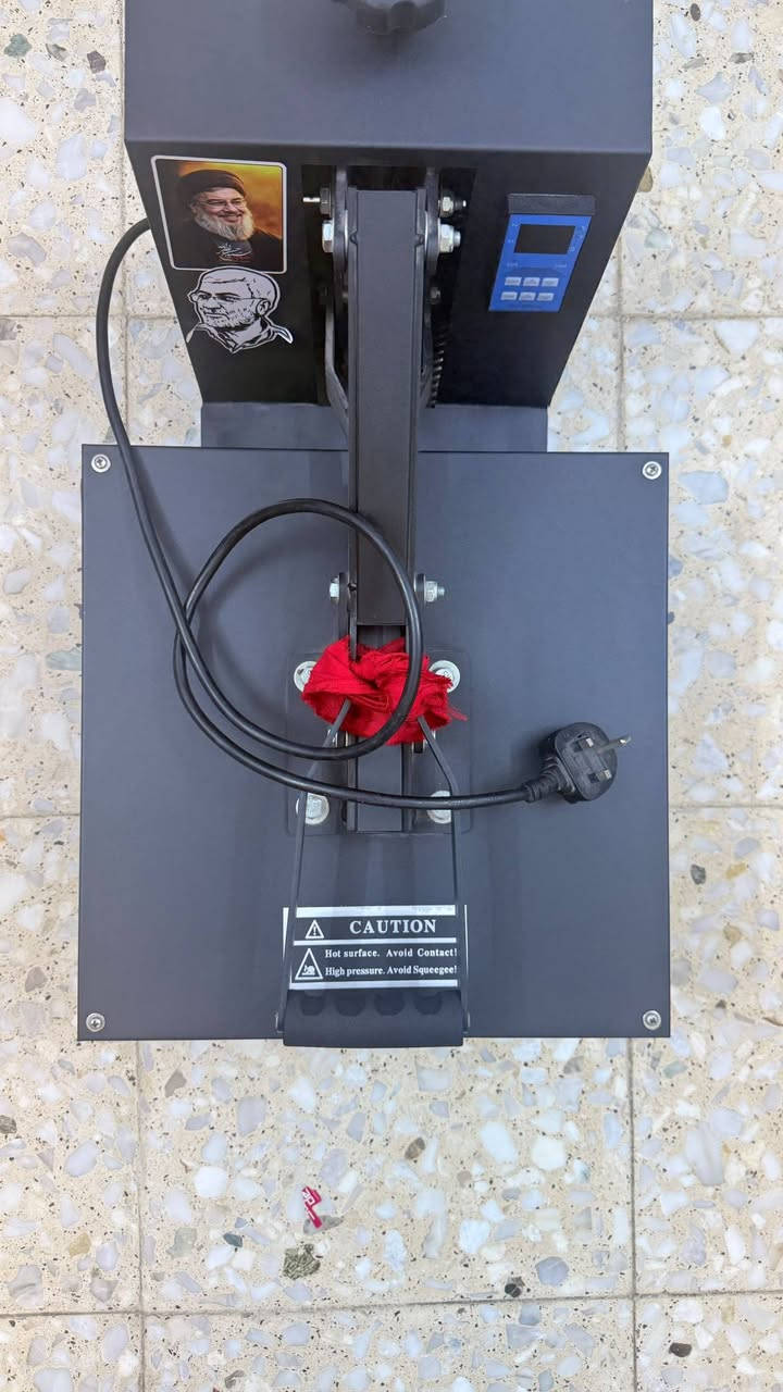 سلام عليكم مكبس حراري 40X40
ما مستعمل فقط تلث أشهر بعده جديد الله شاهد 

السعر  (350)  المكان بغداد الشعب شارع الصحه 

للاستفسار على رقم ***********
