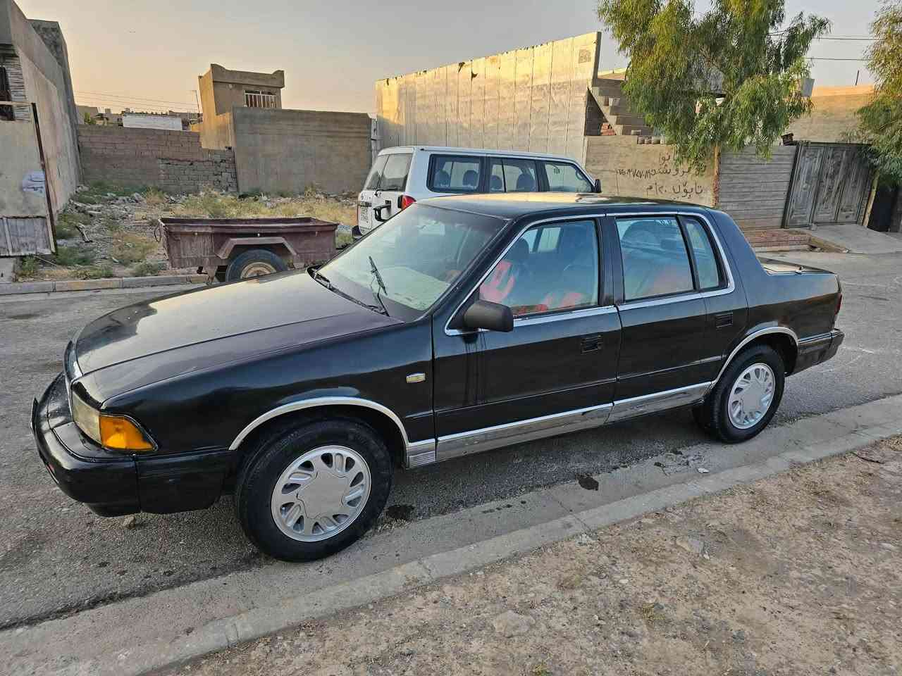 کلایسلر مۆدیل ١٩٩٣ گێڕو مەکینە کامری گێڕ ئۆتۆماتیک ڕەقەم کەرکوک تحویل بەشەرت  جام کارەبا ناو دەرەوەی زۆر جوان ماوەتەوە گشت گیانی بەشەرت کارتی بەنزینی هەیە بەس ئەبئ کۆدەکەی بگۆڕی.. *********** شمشمل, السليمانية
