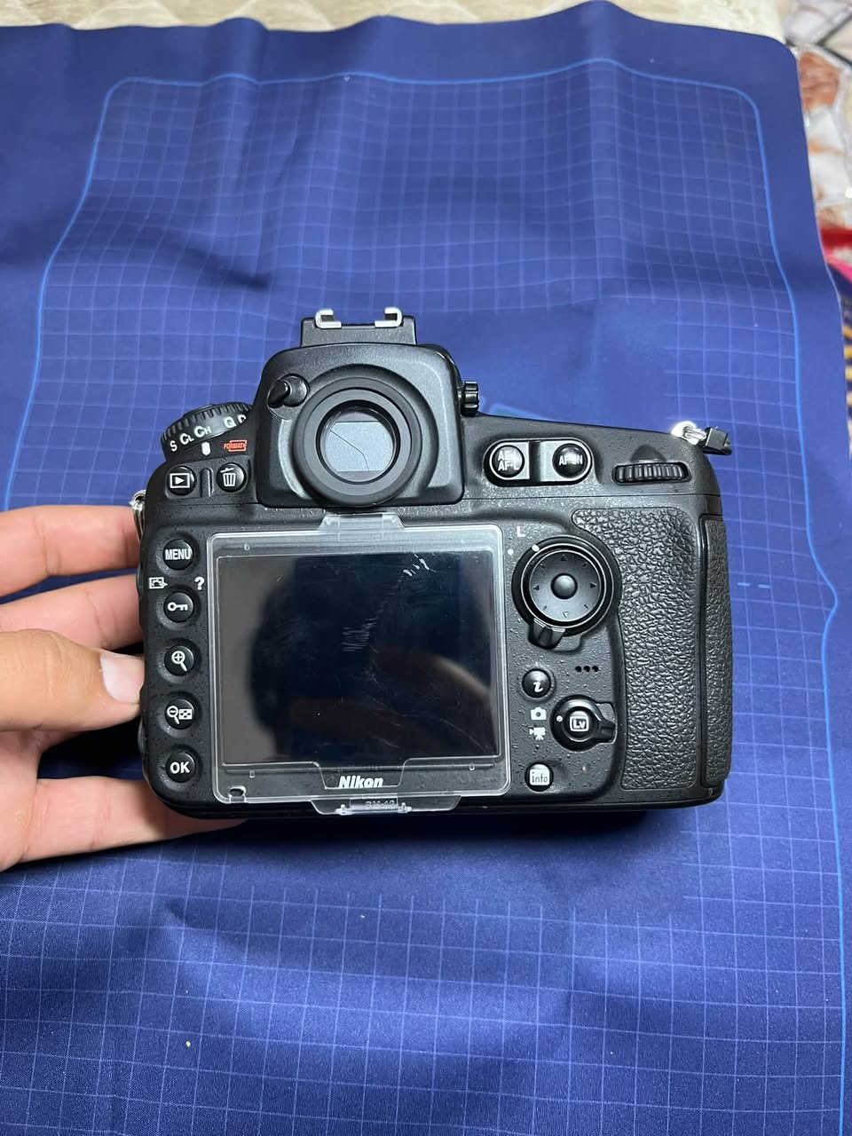 نيكون D810 • شتر ١٤٤١٨ • مع ملحقات