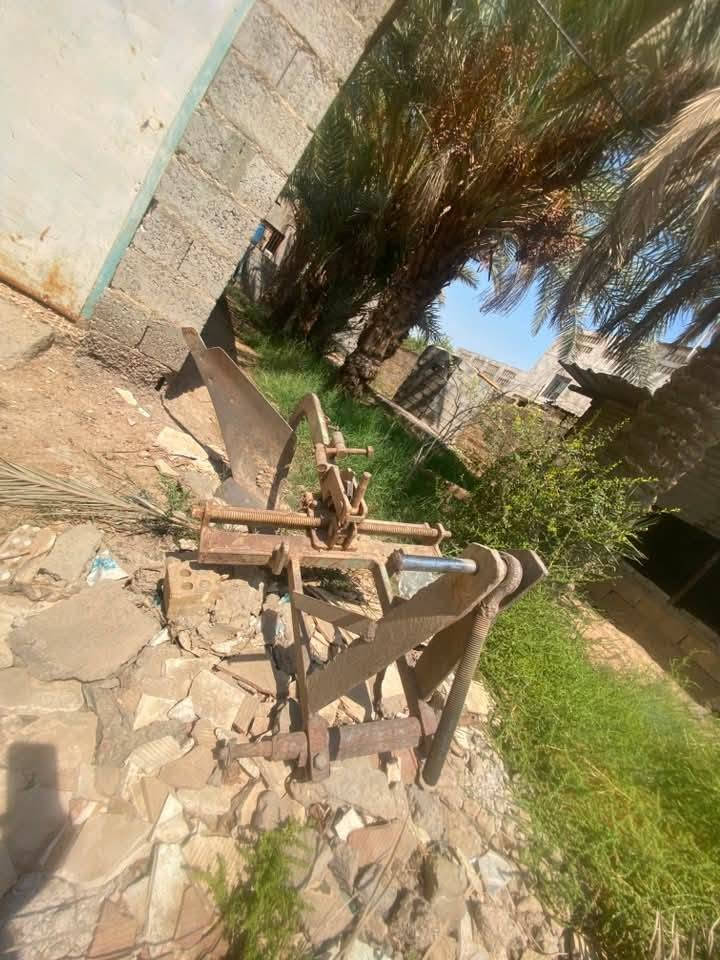 مكينه برتلوني • دفع رباعي • جاهزه وشغاله