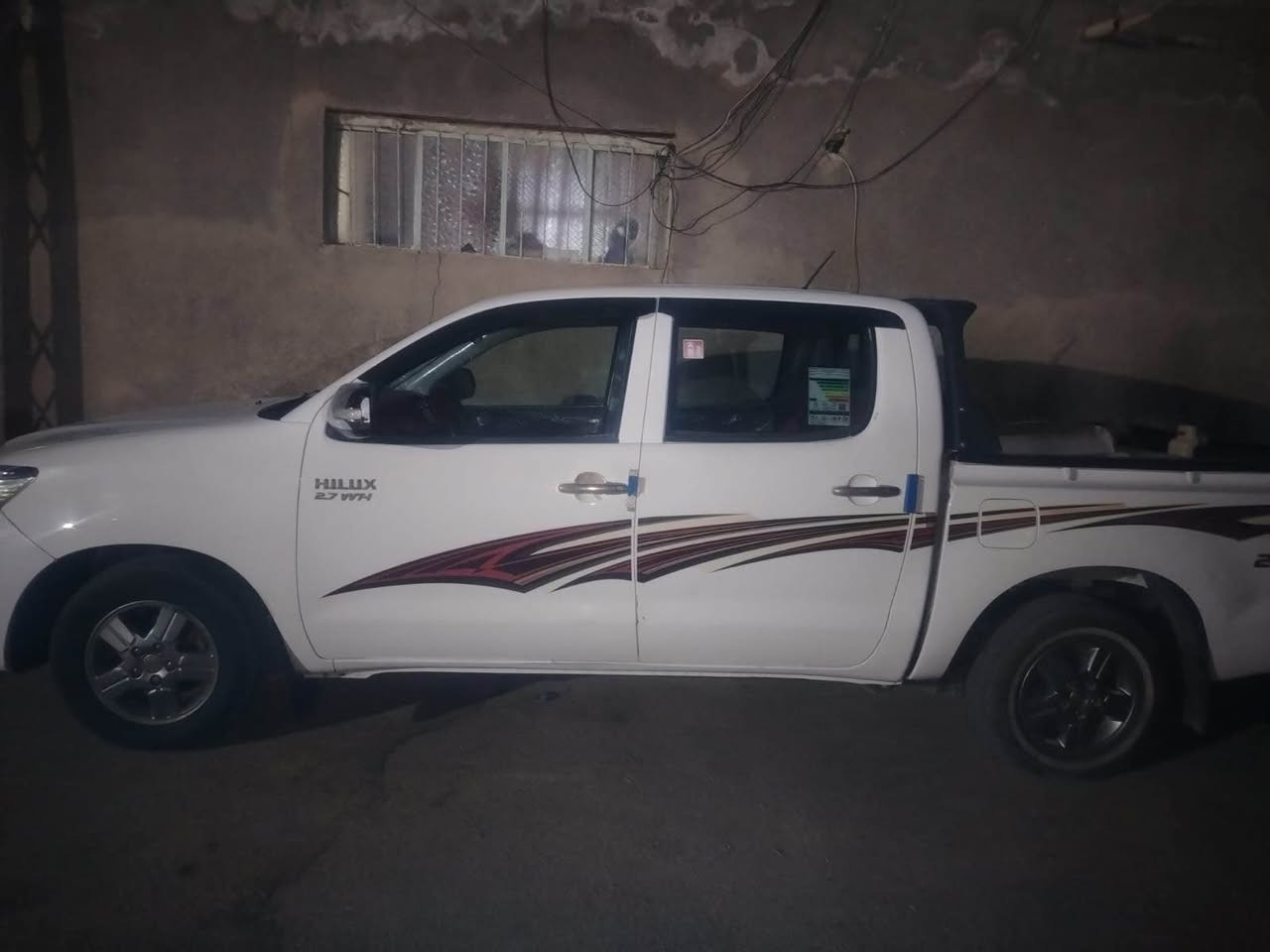بيكم دبل قماره 2014
وتو ماتيك 
بيه لباب خلف السايق بارد ول باقي مكفول 
رقم كربلاء مداور ثاني يوم 
كل نقص مابيه كلشي سياره موجود كربلاء 
سعر 180عامل ع خواته بيش وتعال مال متوازي 
غير متواجد ع لفيس تصل وتشلع عيوني ل
‭*********** كربلاء, العراق
