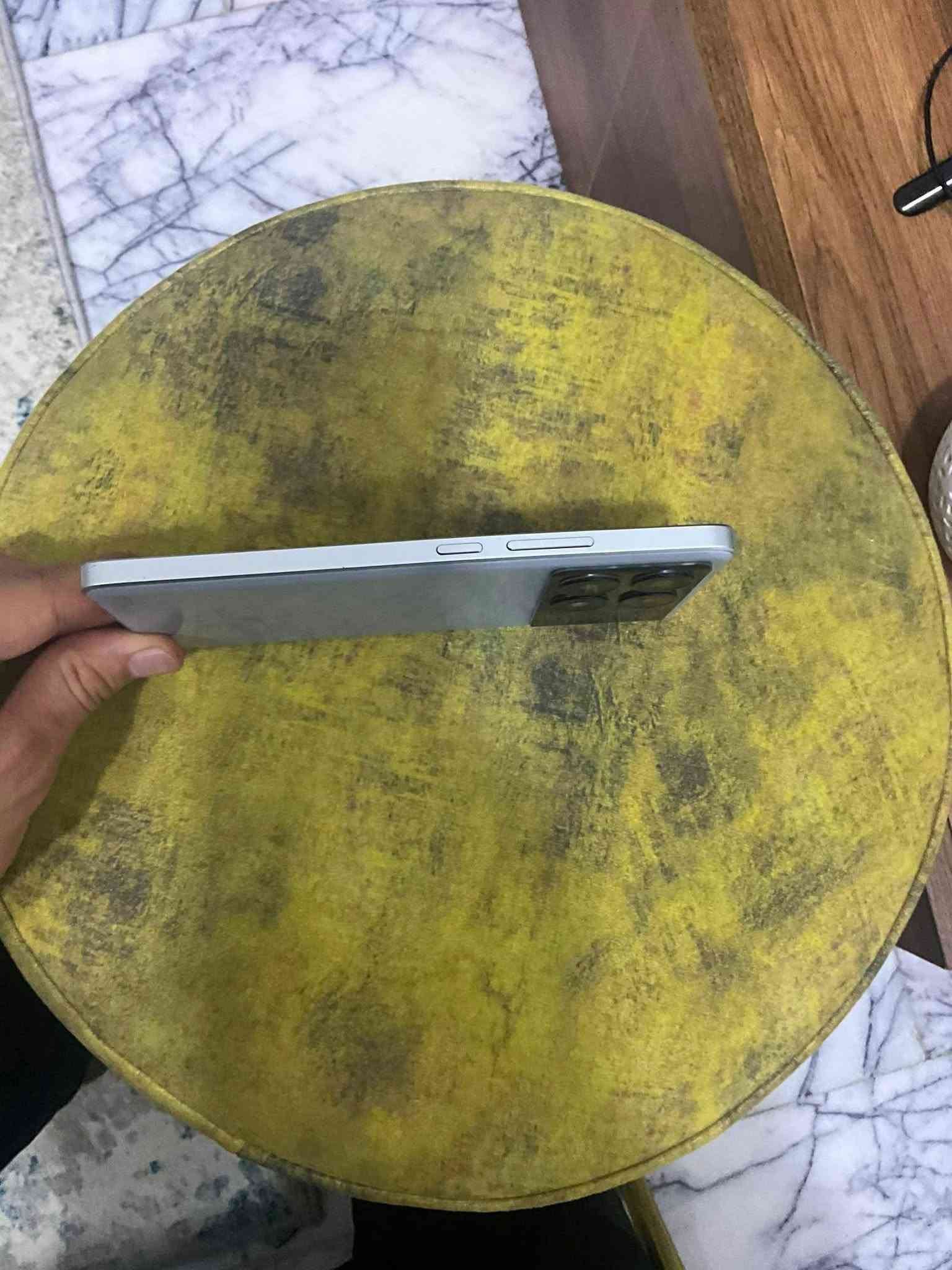 السلام عليكم
بوكو x6برو ذاكرة 512Gجهاز اخو الجديد 

مستعمل سنه 

المكان ناصريه مركز.   توصيل موجود

السعر  350  

للتوصل..***********
