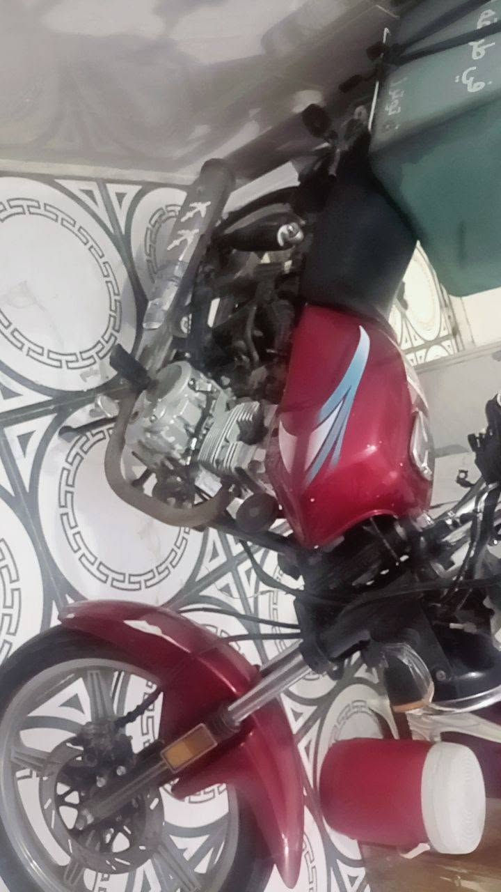 دراجه  دايون عضم  مديل 17 مكينه 23 ما مفتوحه  اورق اصولي  بيع او مروسه اب ستوته التوصل  واتساب ***********
