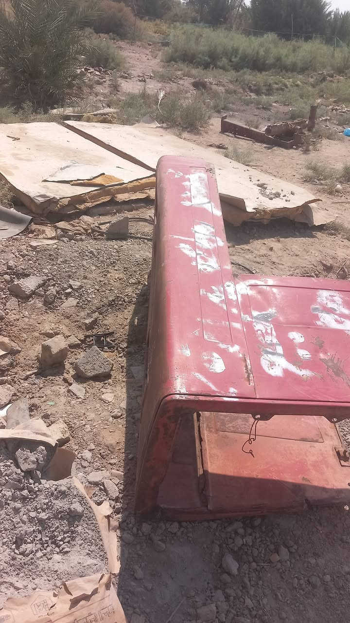 يالله اخوان غراض تفصيخ لبيع  ذرعان   + ظاقطات رفع  مال  مال بلاروس   كير بلاروس شرط محرك بلاروس. فنديشن نظيف حوض كامل معه لبنيد نظيف    اي شي موجود وبسعر مناسب  معه توصيل جميع لمحافظات  *********** وتساب خاص
