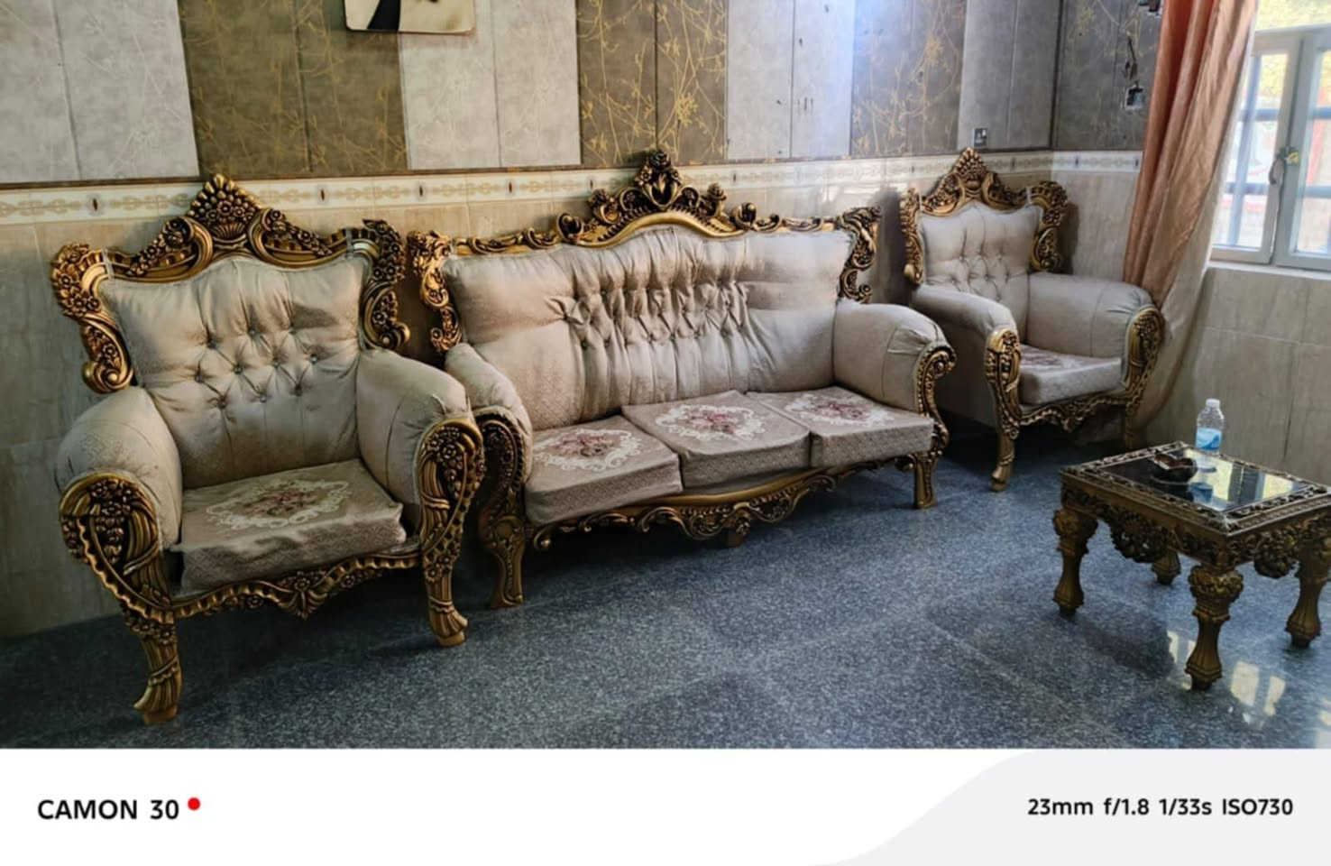 سعره ٤٠٠ وبي مجال مكان بغداد جديده *********** بي طبلات ٢

نص مكتوب في الصور:
- CAMON 30  23mm f/1.8 1/33s ISO1422
- CAMON 30  23mm f/1.8 1/33s ISO2011
- CAMON 30
- 23mm f/1.8 1/33s ISO1000
- CAMON 30 23mm f/1.8 1/33s ISO730
- CAMON 30 • 23mm f/1.8 1/33s ISO1656