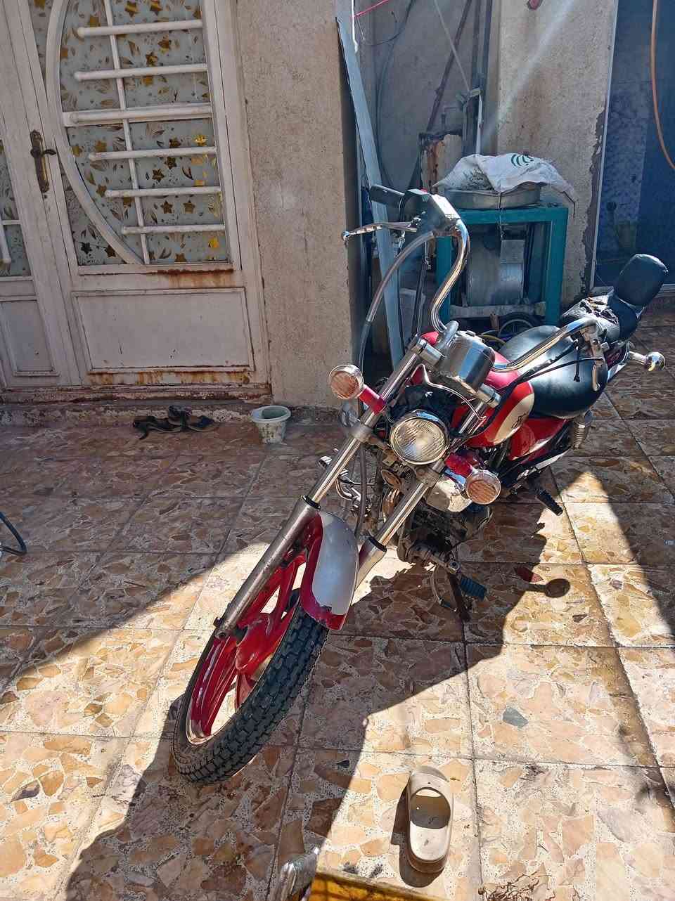 هارلي للبيع محرك امتى ار دراجه نضيفه ماعوزهه شي نكره سلف بدون مكفول عشاىريا سعر ٣٥٠ ***********
