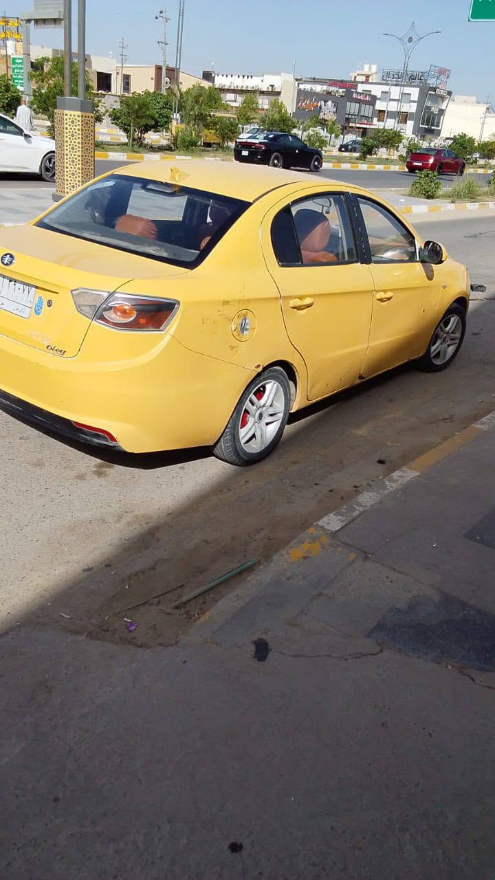سياره فاو اولي موديل 14مصفره هيئه غرامات مكينه لا تنقيص ولا تبخير سنويه منتهيه 23 عندي وكاله عامه سياره خير من الله السعر 5ملاين وبيها مجال
