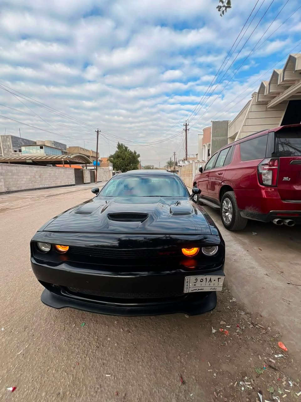 جالنجر موديل ١٩ فول مواصفات
مكينه ٣٦٠٠ 
فتحه 
كشنات كهرباء جلد 
شاشه كار بلي 
ماشيه ٩٥ 
لد داخلي متغير علتلفون 
ويل اصلي هيلكات تايرات امامي سلم أصليات 
بنيد هيلكات مبدل ومصبوغ 
حادثها موضح بلصوره صبغ باب صدر وجاملغين 
سونار يمك 
رقم بغداد بااسمي 
مابيها رقص سياره جاهزه 
ادامه كامله للسياره فيت بم اصلي ريسنك 
ولف حماوه اصلي ريسنك 
تبريد ثلج 
دهن اصلي كله ادير 
وسياره كله بانزين محسن ماشامه العادي 
بيها شلعه تأكل الشارع 
مكاني بغداد البياع 
السعر ١٥٥ 
***********
بيع فقط
