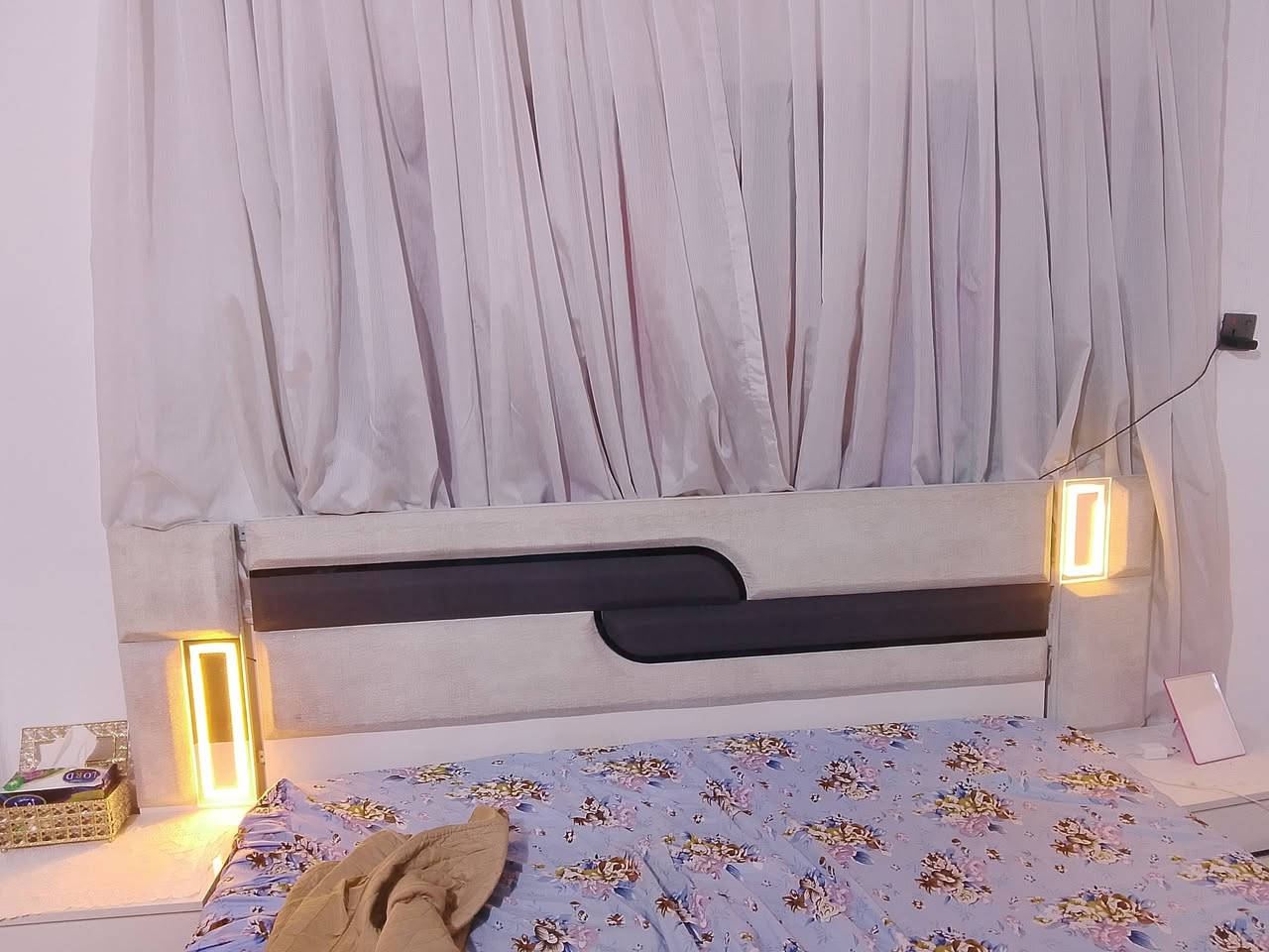 غرفه نوم تركيه جديده 5 قطع صوميه عراقيه سعره 500 الاتصال ***********
