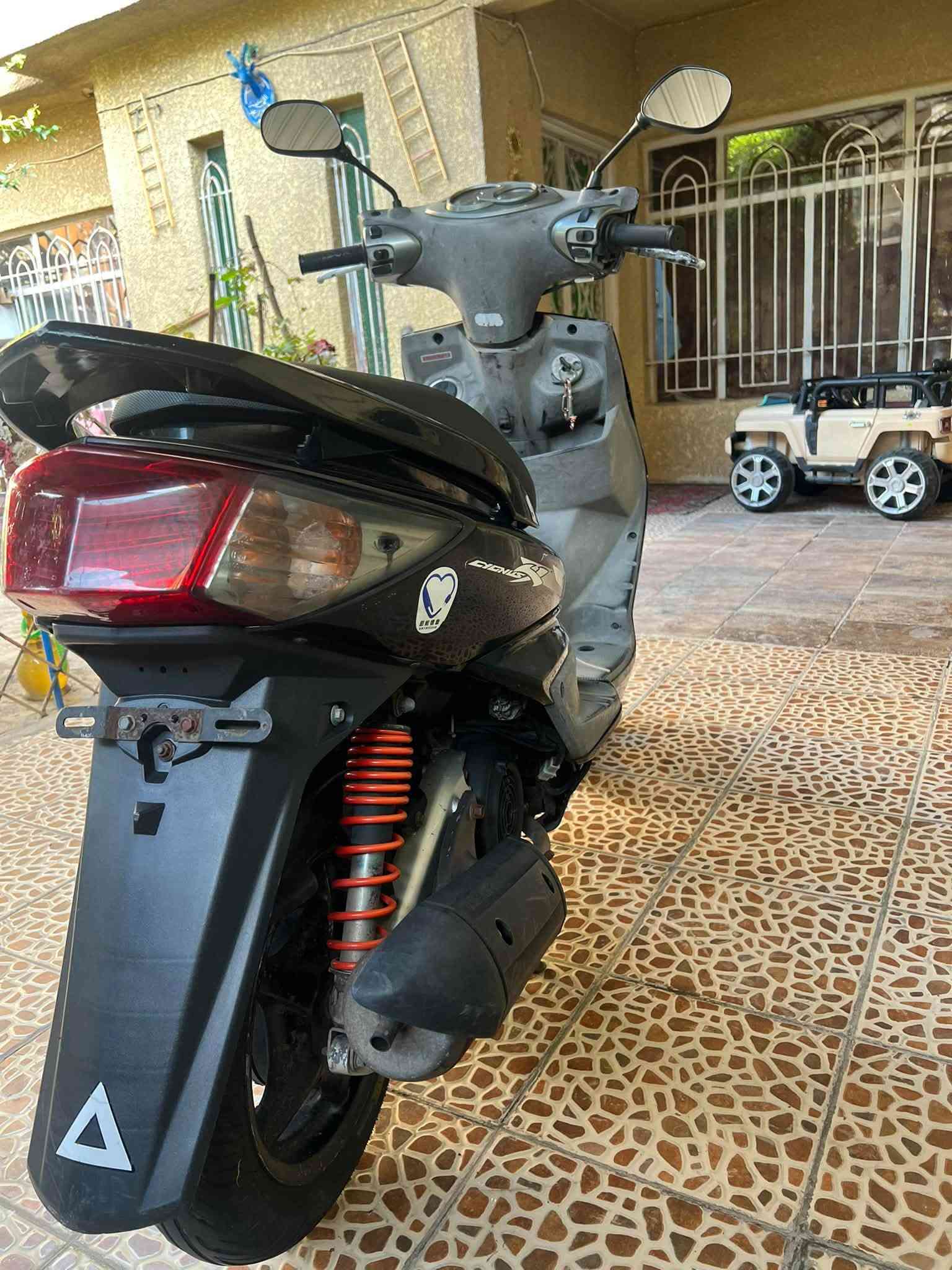 دراجه سكنس (شوفت عينكم الدراجه خير من الله كله بلاديه )التواصل واتساب *********** سعر 600
