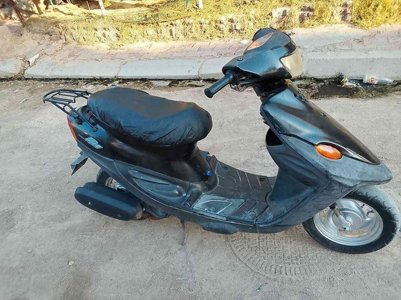 دراجه 9للبيع مثل ما بصوره مجفته تجفيت اصلي السعر 300 وبيهه مجال للشراي مستعجل ع البيعه محتاج عنوان الحيانيه رقمي ***********
