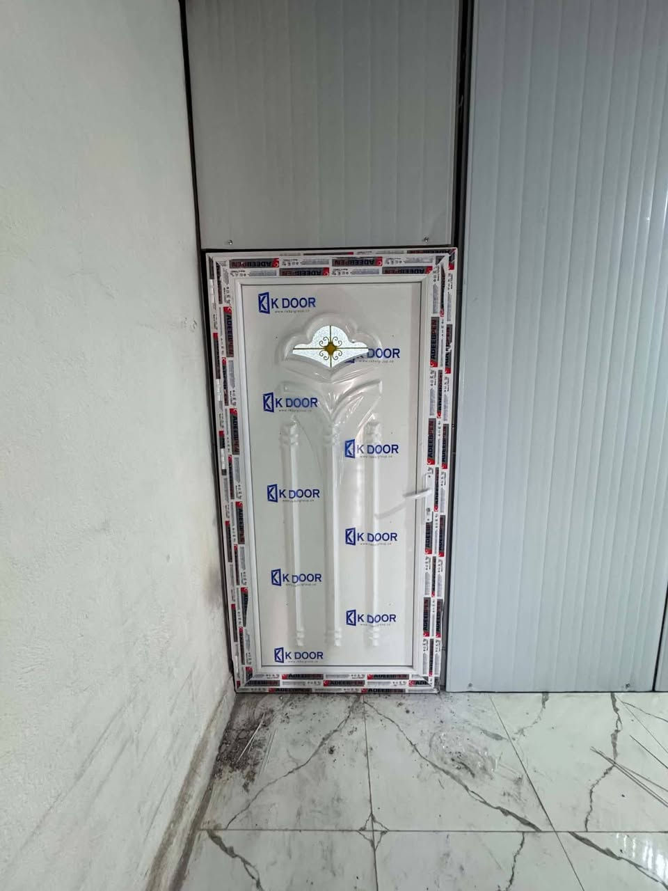 معمل بركات الرضا ع
لكافة اعمال الـ PVC والالمنيوم 
ابواب 🚪 
شبابيك 🪟 
محجرات 
كاونترات 🔮 
للاستفسار ***********
النجف الاشرف حي العسكري شارع السبيس
