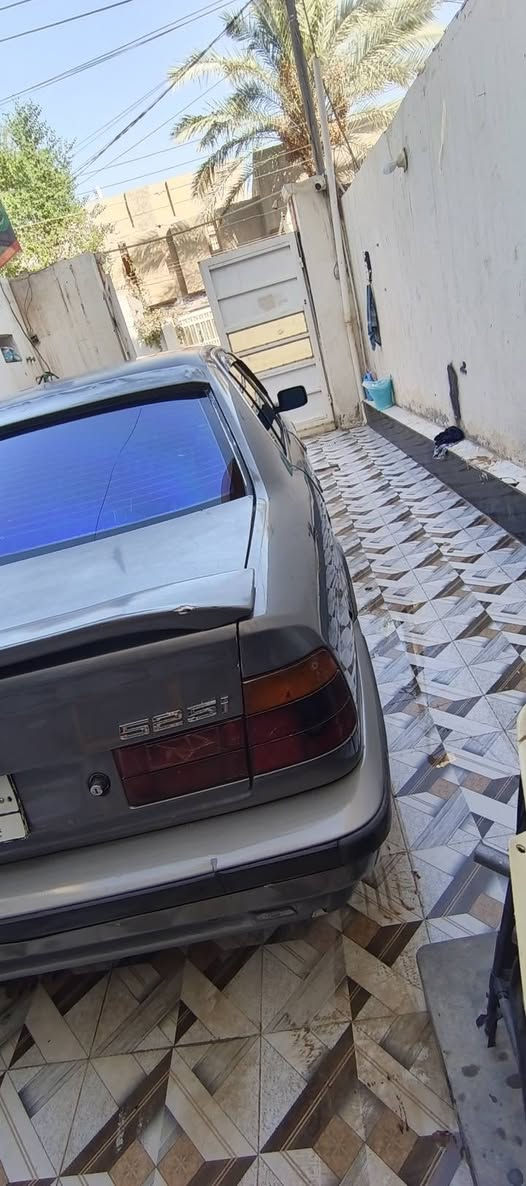 سلام عليكم سياره للبيع
#BMW525i
موديل السياره 91
مكان سياره : بابل 
تفاصيل السياره : الاتصال على مالك السياره او التواصل واتس اب ‏‪***********‬‏
#مكلف_بالنشر
Hassanein Mohamed
