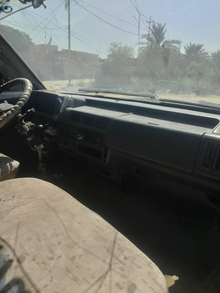 كيه بسته البيع موديل 94 مكينه وكير وكسن مكفولات كهربائيات شغاله غرفه حلوه شوصي جديد بور شغاله بيع مستعجل السعر 17وبيه مجال //***********//
