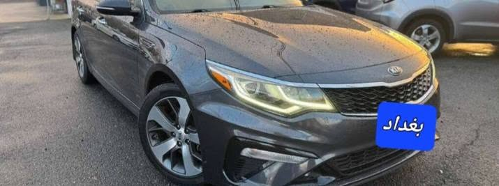سلام عليكم
 سياره كيا اوبتما لي البيع 

KIA Optima‏‎ S 2020
كيا اوبتيما S 2020 فوول مواصفات من عدا الفتحه‏‌ تتحول مباشر السعر 153 ورقه.

رقم بغداد الدولي الجديد. 11 E

‏‎مواصفات السياره:
‏‌‎محرك :GDI 2400
 رادار جانبي امامي .
‏‌ نقطة عمياء
‏‌‎تحديد مسار
‏‎بريك ذاتي عند اقتراب من سياره قريبه 
‏‌‎فول تحكم ستيرن
(تشغيل بصمه) 
‏  AC/تبريد
‏‌‎ليد امامي نهاري 
‏‌‎بك لايت ليد ‏ 
‏‌‎اشارة بالمراية
(حجر البيئة اصلي موجود)
 تايرات ويل كب حجم 18t 
دهن و فلتر جديد
ارضيات السياره جديد
تايرات قبل 4 اشهر جديد
‏‌‎
‏‌‎شاشه جبيرة لمس تدعم Car Play /Android 
‏‌‎كامره ‎
‏‌‎ثلاث وضعيات قياده
Eco-Comfort-Sport
دبل سألنصه 
‌‌‏حساس اطارات 
‏‌‎بلوتوث اوكس Usp حاكيه تلفون 
‏  ترحيب عند الاقتراب
فلتر + دهن + فلتر هواء جديد ماشيه69 الف ميل فقط ،
       مكان السيارة بابل/ الكفل.

السياره وارد امريكي:
 بدون حادث فقط باب خلف عكس السايق يوجد ضرر خفيف.
الضرر
//تعديل باب خلف عكس السايق بي تكحيل شويه نازل عل جاملغ فقط فقط تكحل غير مصلح.
هزه و سنويه قبل سنه

الشراي يتصل مباشر ما اجاوب على رسائل.
شكرآ و اهلا وسهلا 
*********** المحاويل, بابل
