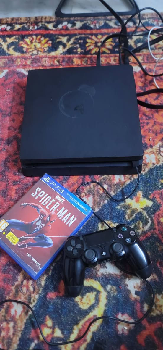 سلام عليكم أخوان
بلي 4سلم للبيع+بي حساب GTA5 لفل 68 وبعد بي حسابات هواي منهن كول اوف ديوتي مودرن ورفير
ويجي ويا دركسون اوتوماتيك
ويجي ويا تلث اقراص
كول اوف ديوتي مودرن ورفير
وكول اوف ديوت WWII
وباتلفيد 1
ويا قاعده تبريد
ويا يو بي اس 800
ويده اصلية
كيبلين شحن يدات
البلي مفتوح تنضيف فقط
اي مشكله مابي
مكاني ديوانية وتوصيل عندي
تواصل*********** راسلني واتس متواجد اكثر
