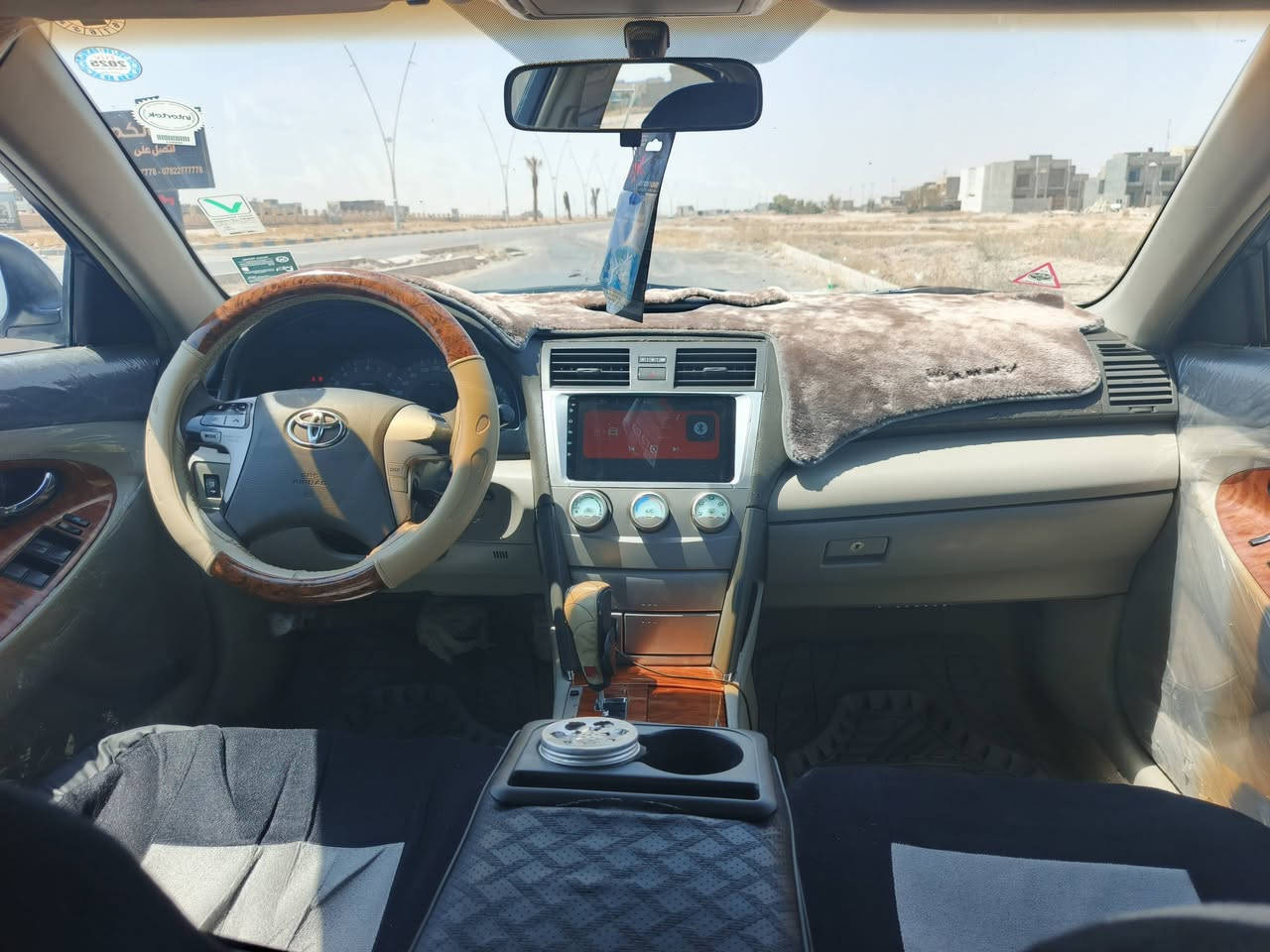 كامري خليجي موديل ٢٠٠٨ فول مواصفات رقم اربيل جديد سنويه هزه كلها جدد تحويل مباشر سونارها مع الصور سياره جاهزه مابيها اي نقص السعر ٩٨ وبيها مجال بصيط مكاني حالين برمادي *********** و ***********
