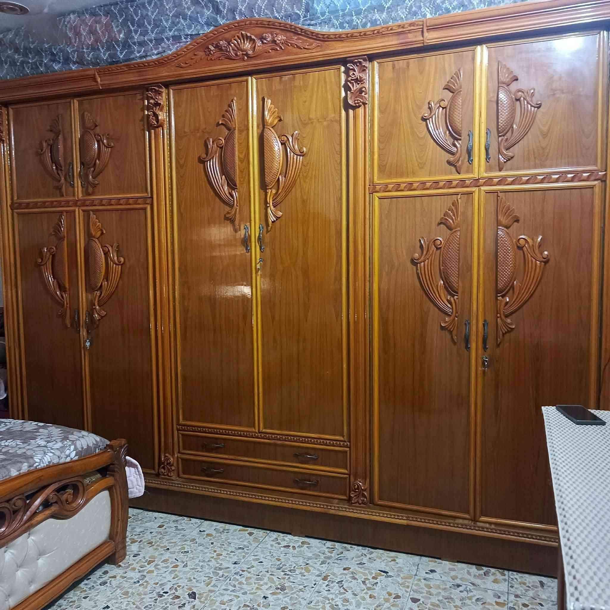 غرفه اخشاب لبيع تفصال مكان بغداد السعر مليون ٤٠٠ رقم هاتف ***********
