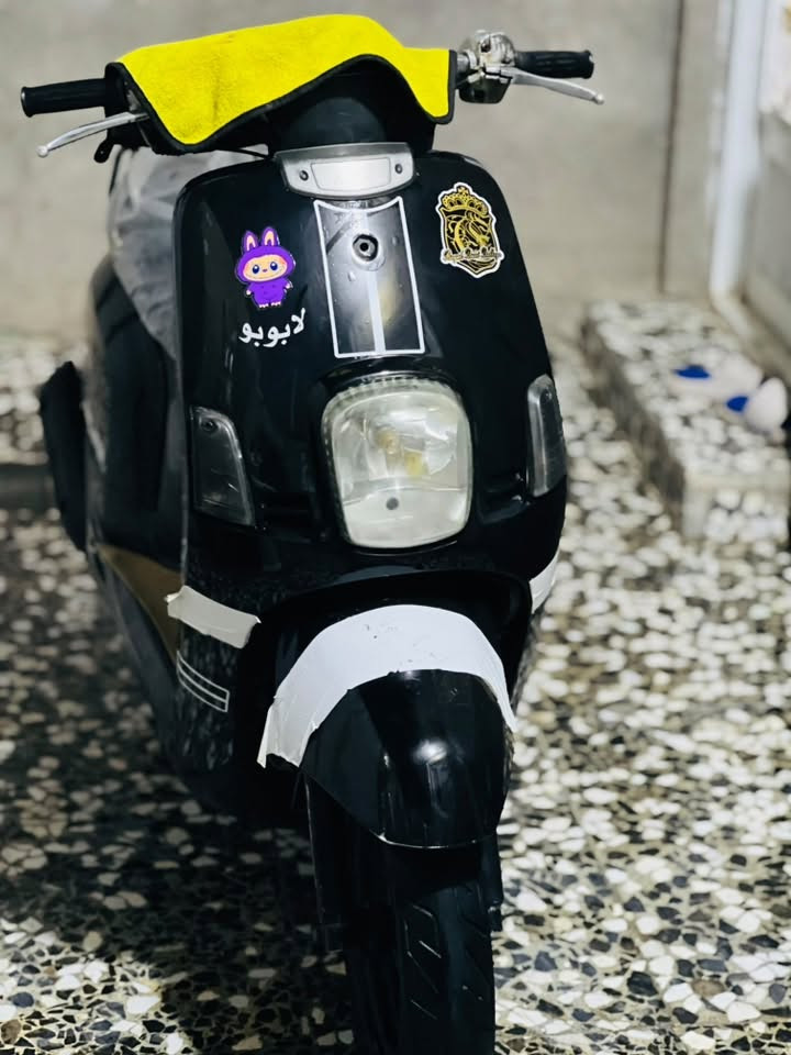 السلام عليكم دراجه بوليس كابريتر نضيفه ما مفتوحه كلشي شغال كلوب زنون أشاير سلف هورن كلشي شغال ما ناقصه شي مكاني كربلاء السعر 850وبيه مجال 
***********
