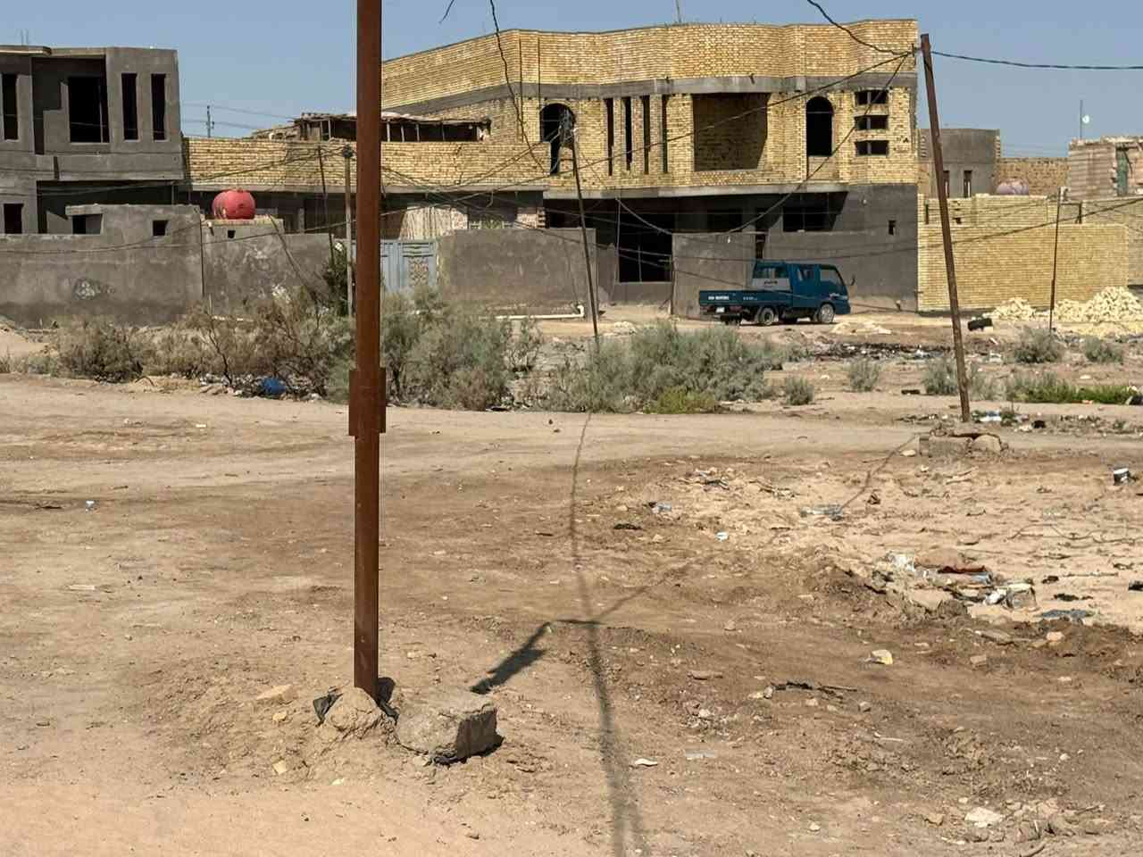حي العباس • ٢٥٠م • شارع ٢٠م