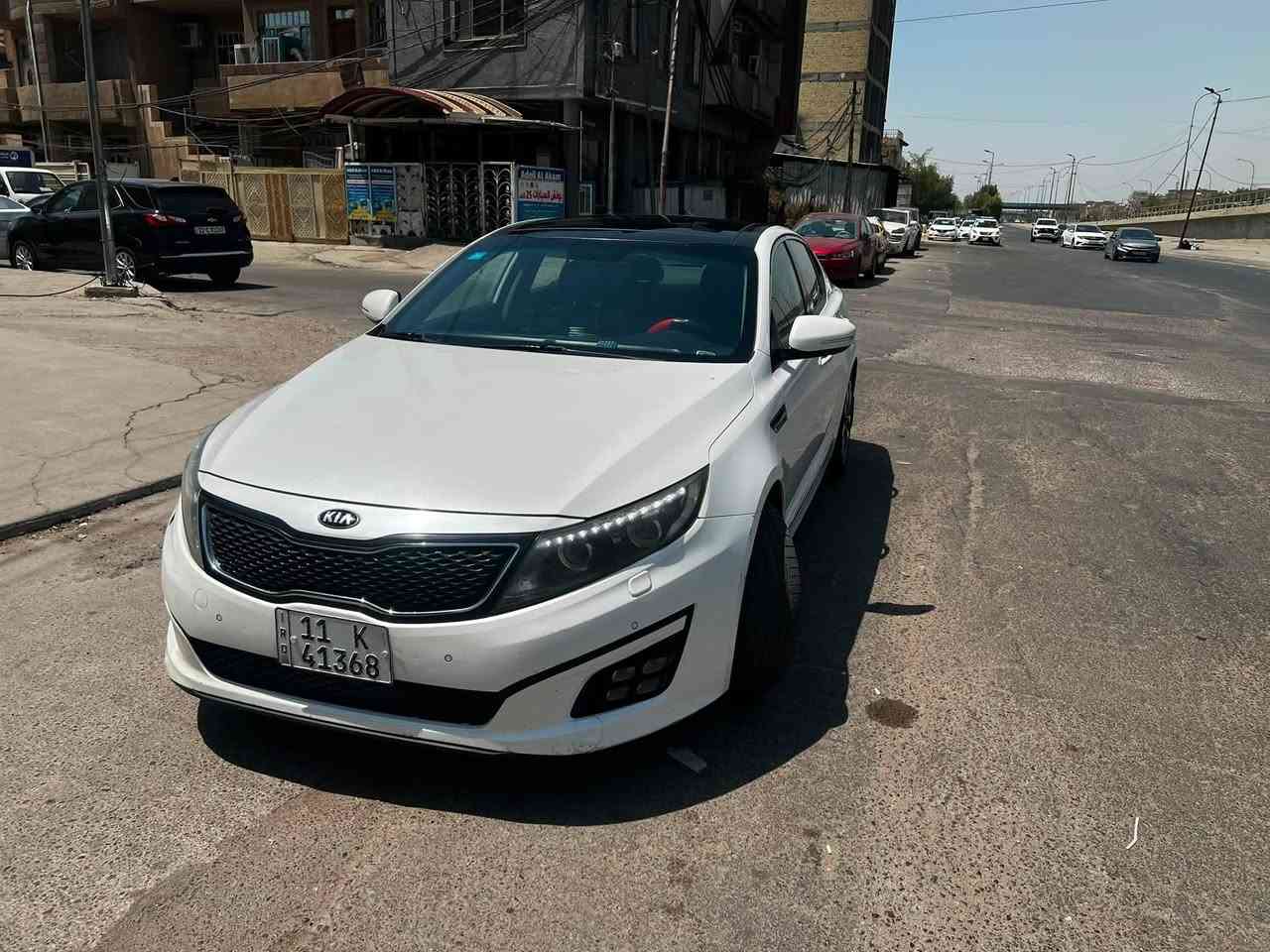 اوبتما  خليجي فول مواصفات 2015
فئة Vip مكفول كفالة عامة من الحادث والصبغ .

(بيها تلحيضات بسيييطة راح اذكرها بالصور)

مكفولة كير محرك كهربائيات شركة بلاد 

ماشية حقيقي  218594 الف

المواصفات :

نظام البروجكترات يفتر وي الستيرون بلاد

السياره نظام ترحيب فول بصمة جنطة وابواب 

حساس خلفي امامي مع كاميرا بلاد

كشن خزن ميموري كهرباء الاماميات 

تحكم ستيرن  فول مع مثبت سرعة 

مازدات خلفية وامامية لد بلاد

تدفئة تبريد كشنات 

نظام اوتو هولد توزيع ثقل 

نظام ABS 

سايد بريد دكمة

اللايت يفتر وي الستيرن زنون ابيض بلاد

المازدات والمري اشاير لد بلاد

شاشاة لعرض العطلات 

السياره بانوراما 

تبريد قطعتين

كشنات جلد اسود دواخل اسود

ويل كب كروم 

مع دسكات وفلنجات رياضي بلاد اوبتما 

نظام الصوت السماعات نظام  انفنتي والي ما يعرفه يبحث عنه مسجل وسماعات مخيفة .

تحكم بصمة بلاد الابواب والجنطة

نظام النزول للمنحدرات والتوقف الاوتو بارك 

نظام توفير ECO صرفية جدا قليلة 

محرك 2000 دوش بلاد مكفول 4 سلندر

 السعر  13.500  قابل للتفاوض

مكاني بغداد ***********
