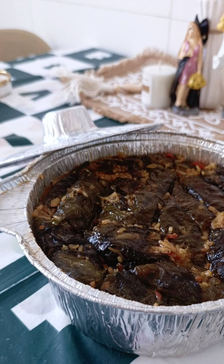 السلام عليكم  اني مشروع اكل منزلي  طيب ونظيف.
جميع الصور في المنشور هي من شغل ايدي اشتغل حسب الطلب ♥️ 
متوفر توصيل داخل البصرة 🚙 
للحجز مراسلة الصفحة 📩 
او واتساب ***********
