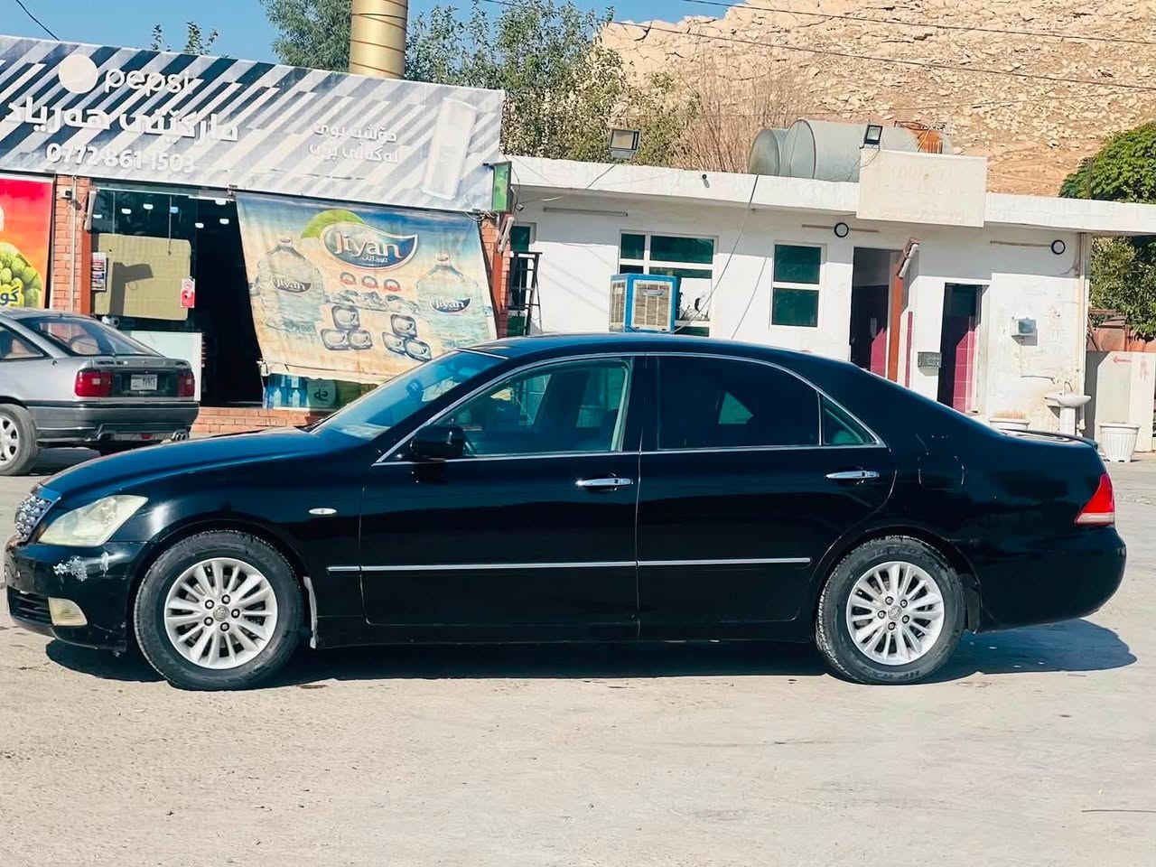 موس ٢٠٠٥ناو رەساسی
کۆد کراوە سەیارەکە تەنیا موسە ١٨٢بئ دوکەڵ رۆنی تازە گۆڕاوە دەعامی بۆ دەعامی بەشەرت کەڤەر بەشەرت سەقف بەشەرت  چوار تایەی لۆک هەموی یەک مانگە بۆی بەسراوە بۆ زانیاری زیارترر پەیوەندی بکە لەخزمەتام ***********ئەدمینی گوڵ 💐🌺
