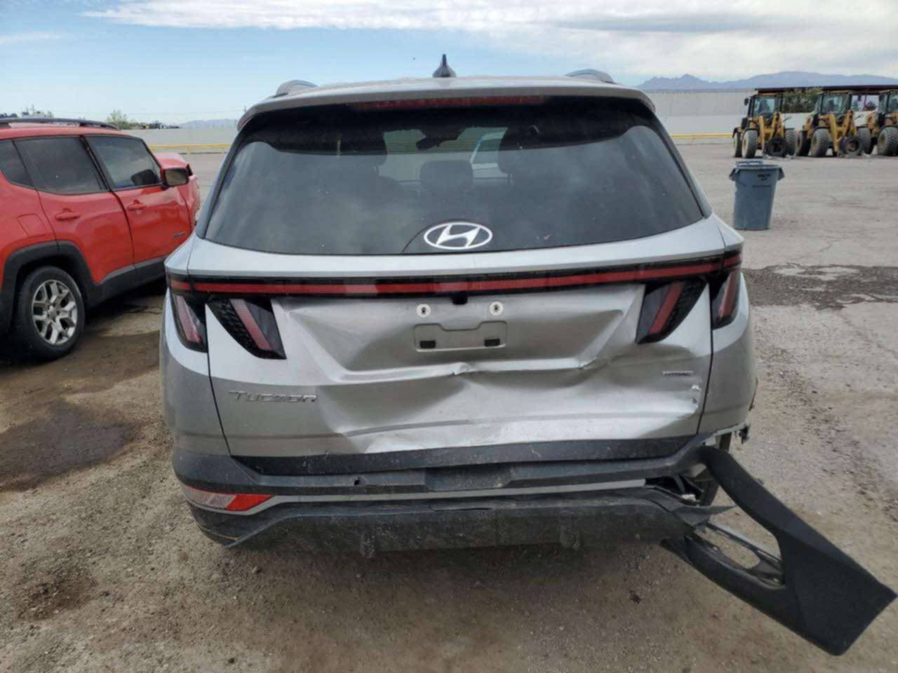 سلام عليكم توسان 23 وارد امريكا حادث بس صندوك رقم اربيل مواصفات معروفه امراوس كيا اسبونج 24 أو توسان أو اي سياره عالي 24 او25 //
حسب القناعه وانطي فرق ///الحادث موضح بل صوره
***********
سلام عليكم توسان 23 وارد امريكا حادث بس صندوك رقم اربيل مواصفات معروفه امراوس كيا اسبونج 24 أو توسان أو اي سياره عالي 24 او25 //
