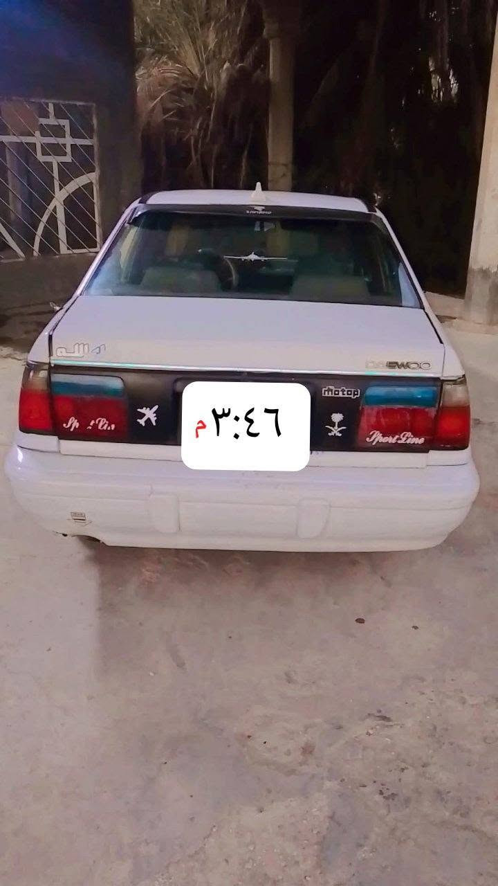 دايو لمنز رقم ديالى دولي باسمي 
كير عادي لون ابيض محرك كير باتري جدد
تايرات جدد 
مكاني بغداد تاجي  
السعر 20
رقم الهاتف ***********

بيه ملاحضات بسيطه كيلون باب سايق  جوزة سويج هذني عليه تبديلهن

نص مكتوب في الصور:
- ٣:٤٦ م