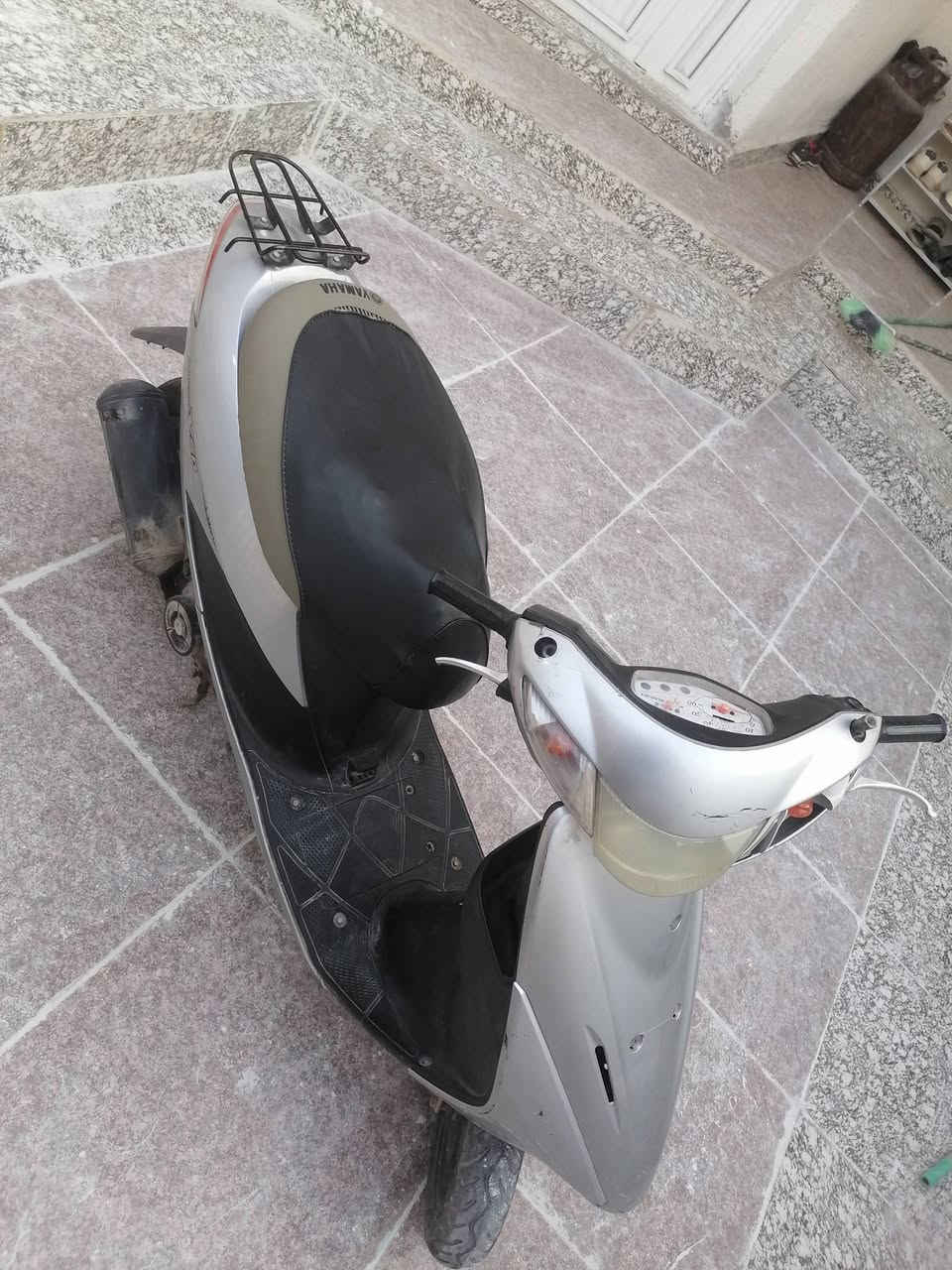 دراجه سازوكي طافيه ما تشتغل السعر 200وبيه مجال للشراي الرقم *********** العنوان ميسان
